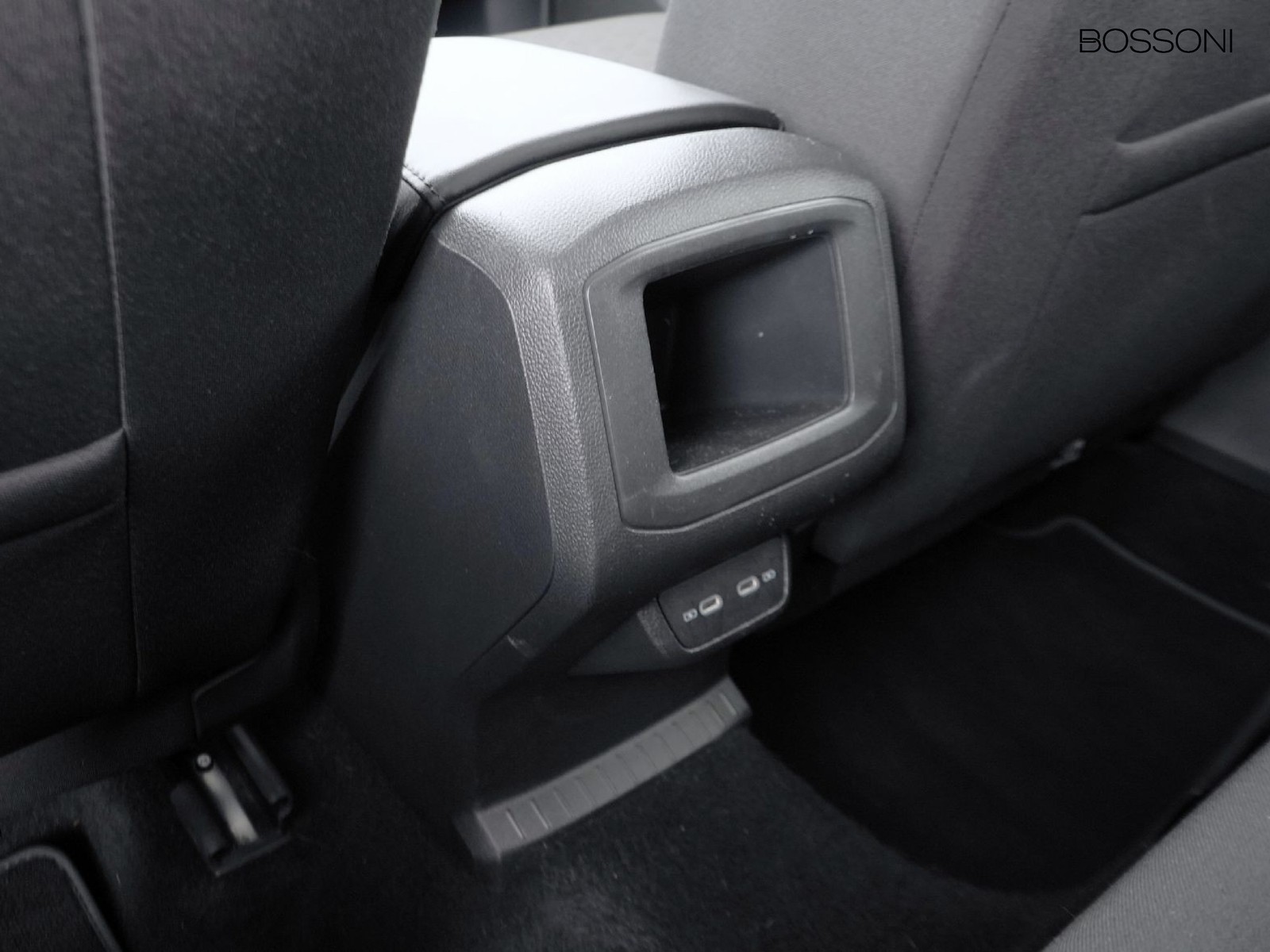 26 - Volkswagen T-Cross 1.0 tsi 110cv advanced dsg