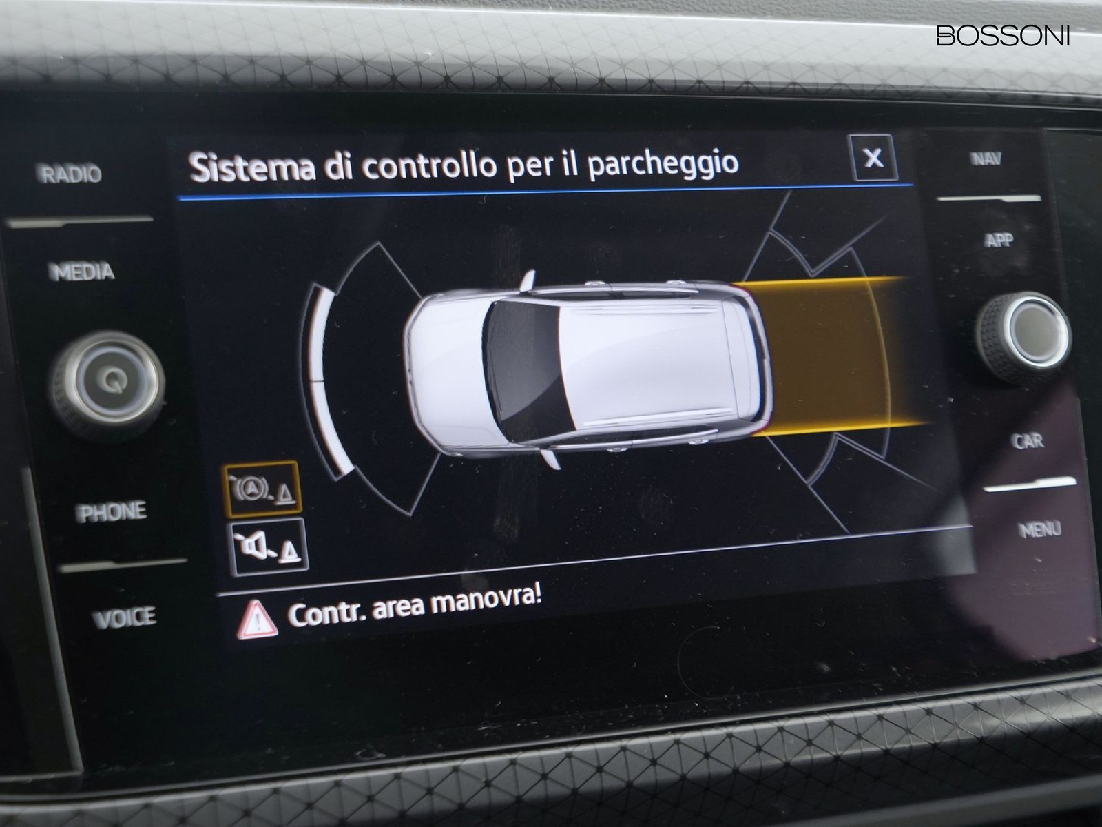 28 - Volkswagen T-Cross 1.0 tsi 110cv advanced dsg