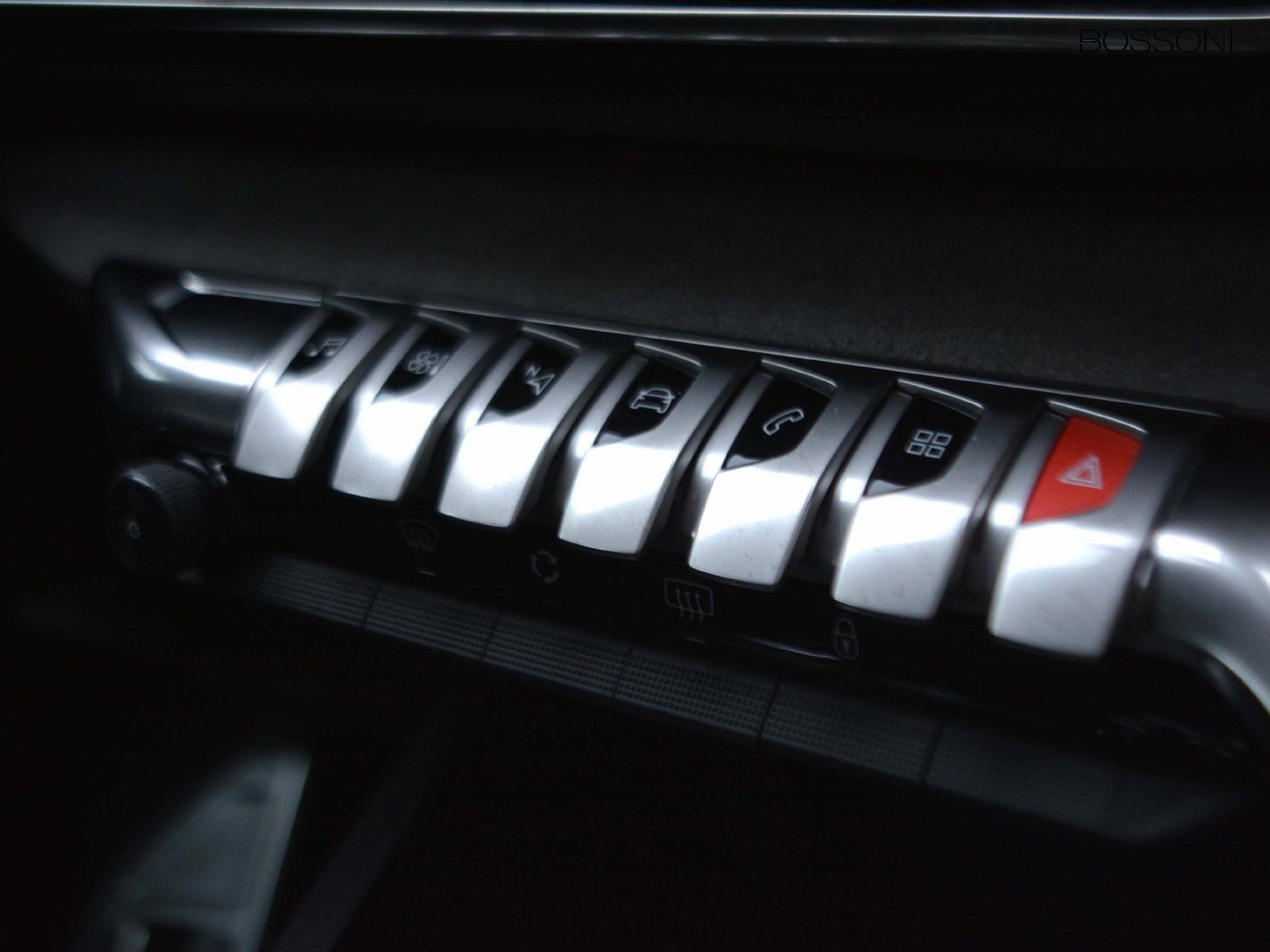 11 - Peugeot 3008 1.2 puretech turbo gt eat8 s&s