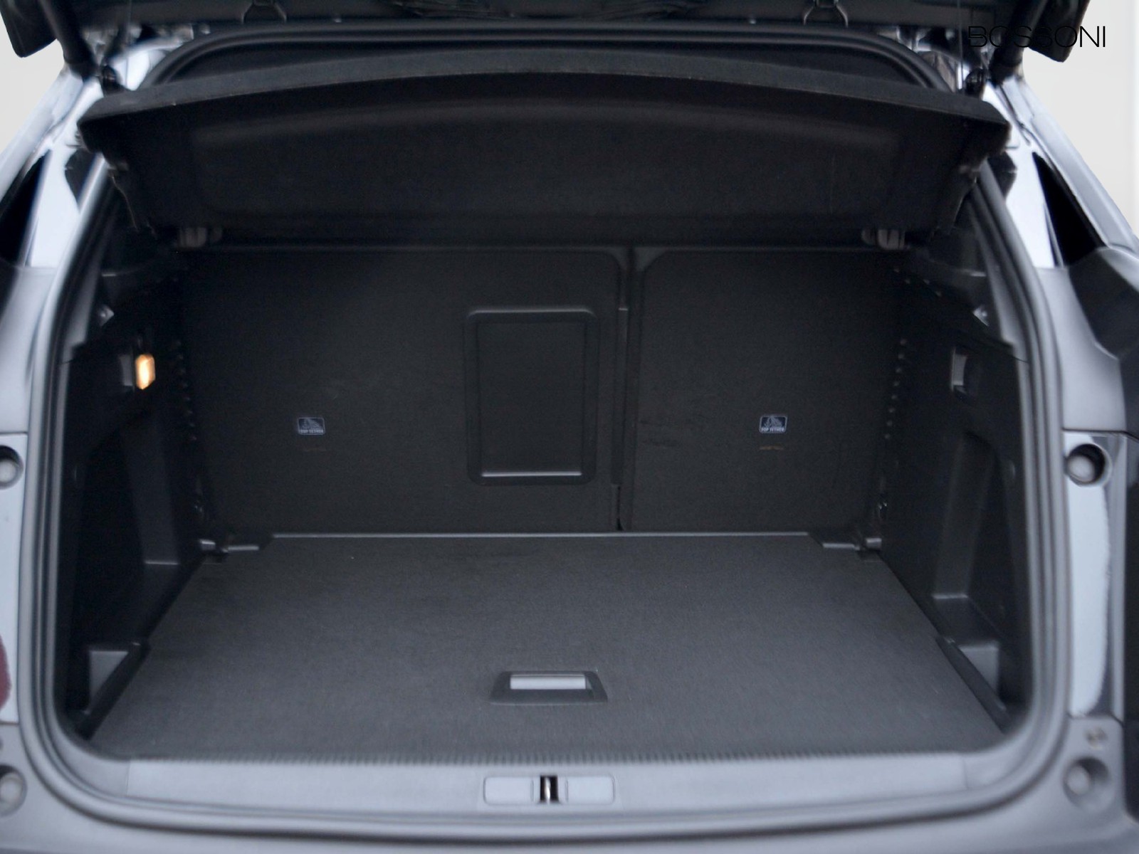 14 - Peugeot 3008 1.2 puretech turbo gt eat8 s&s