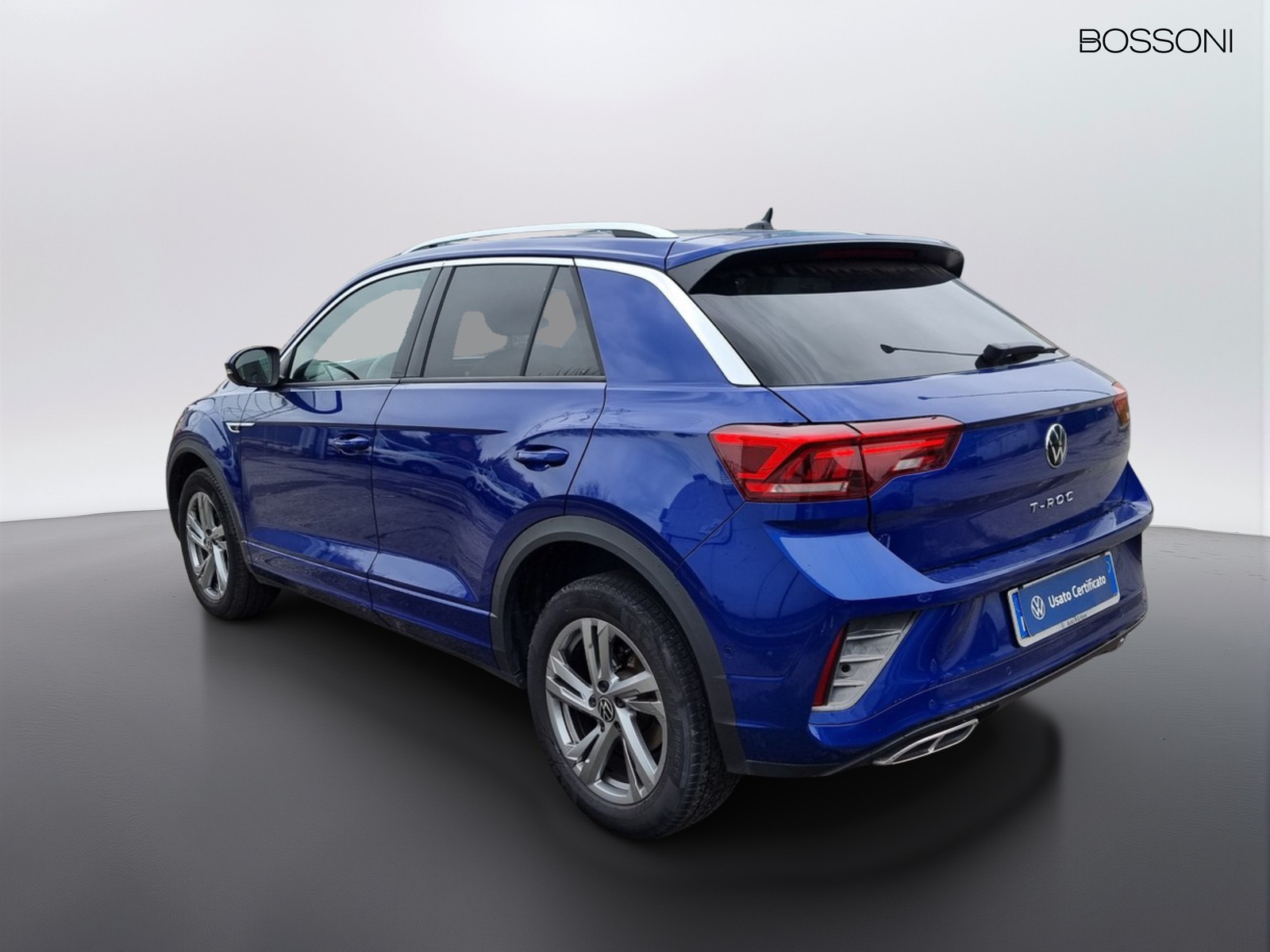 4 - Volkswagen T-Roc 1.5 tsi act r line