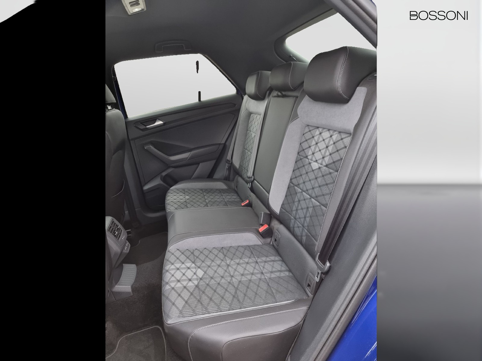 10 - Volkswagen T-Roc 1.5 tsi act r line