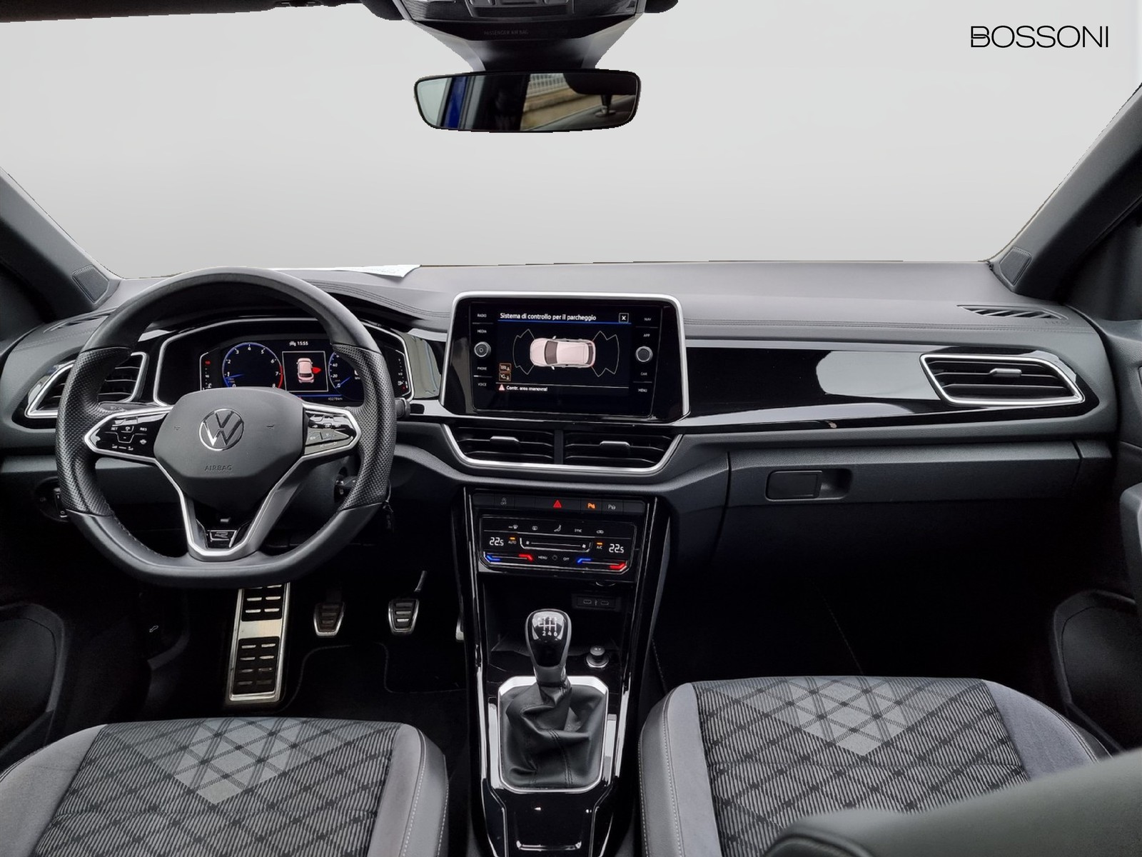 14 - Volkswagen T-Roc 1.5 tsi act r line