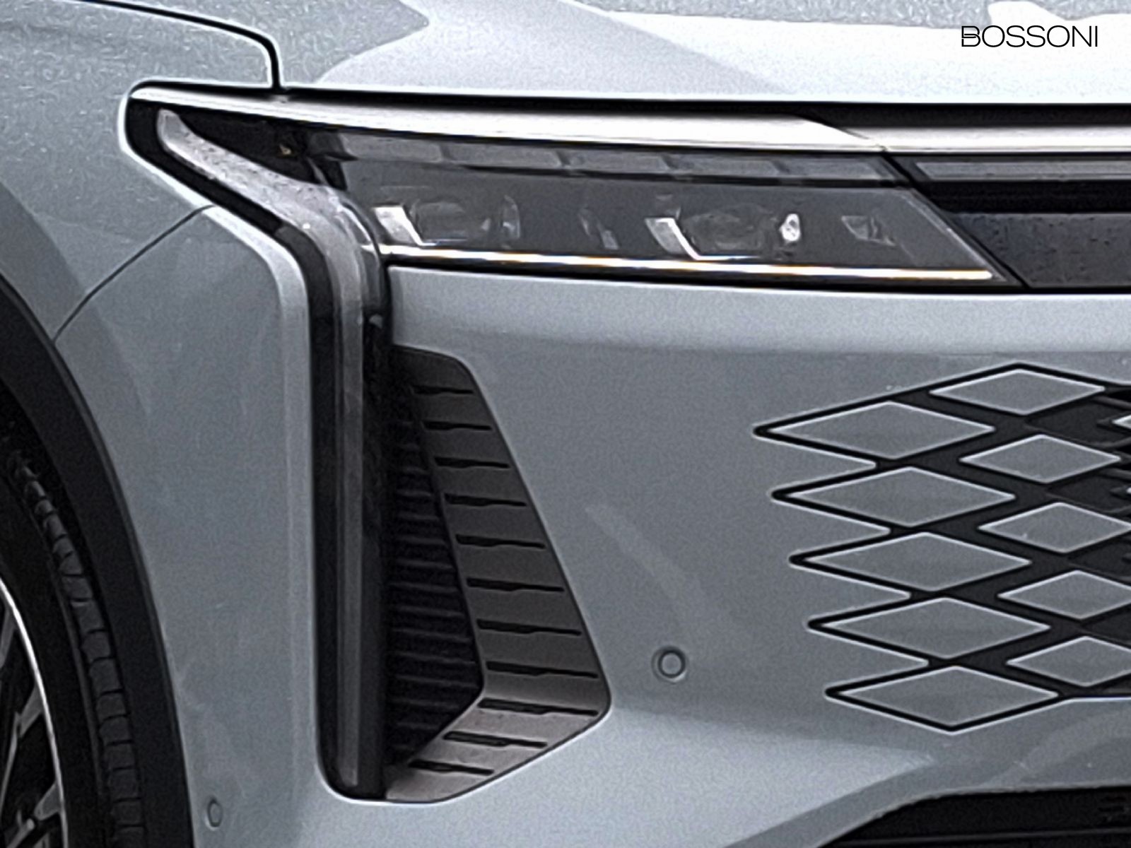 14 - Omoda 9 shs-p 1.5 tgdi plug-in premium i-awd dht3