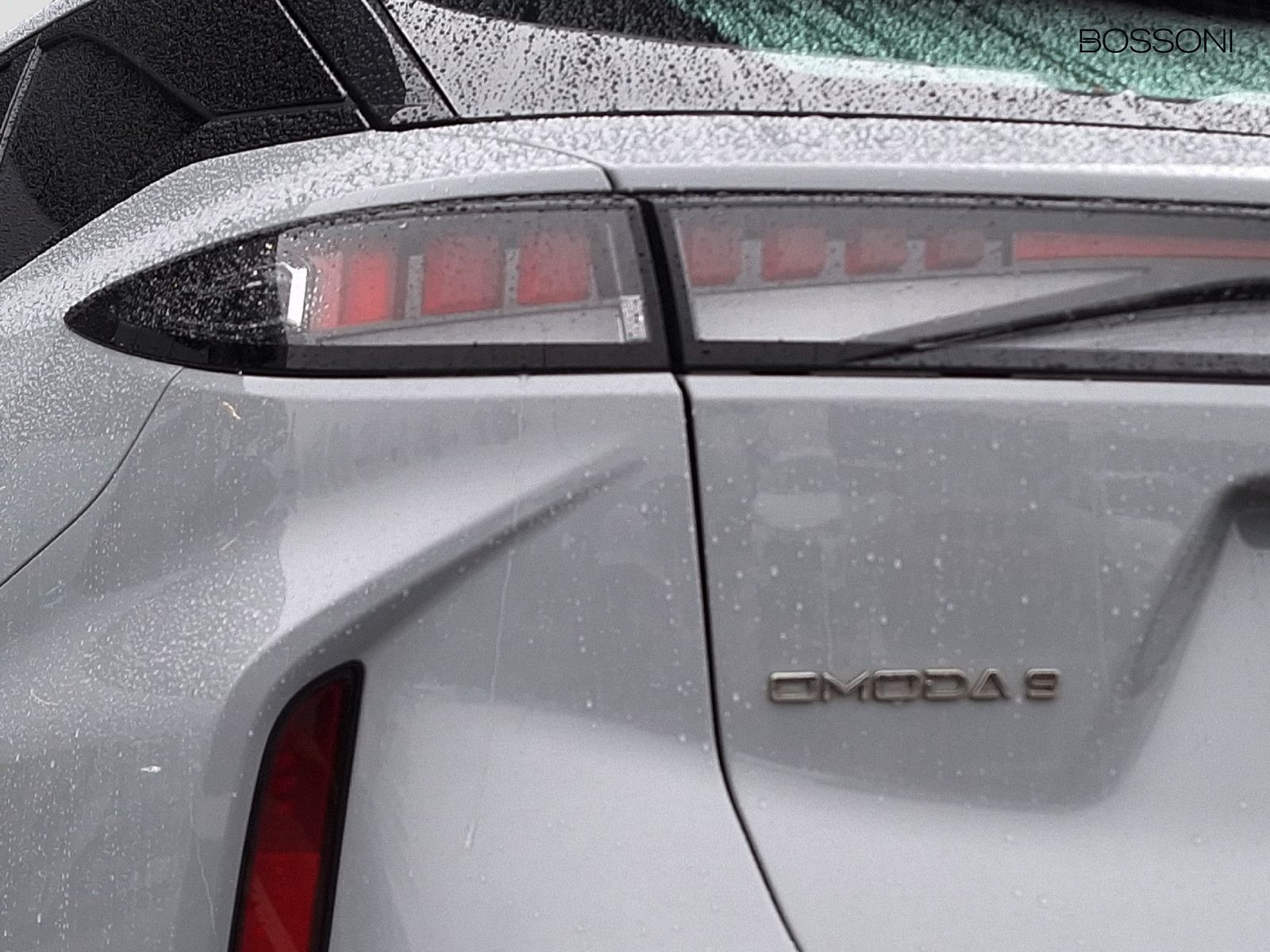 15 - Omoda 9 shs-p 1.5 tgdi plug-in premium i-awd dht3