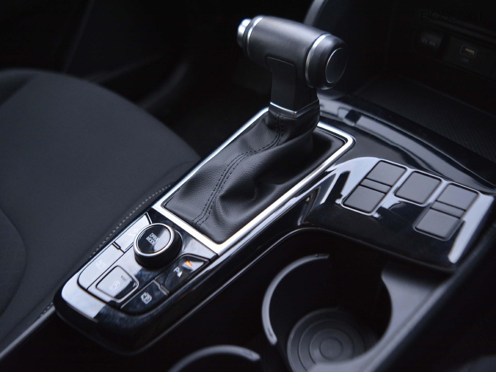 12 - Kia Sportage 1.6 crdi mhev business dct