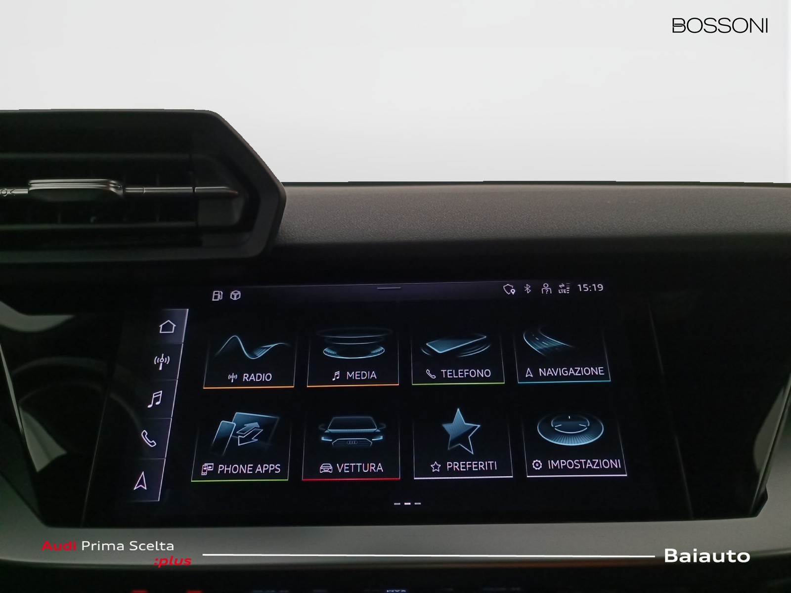 11 - Audi A3 sportback 35 2.0 tdi business s tronic