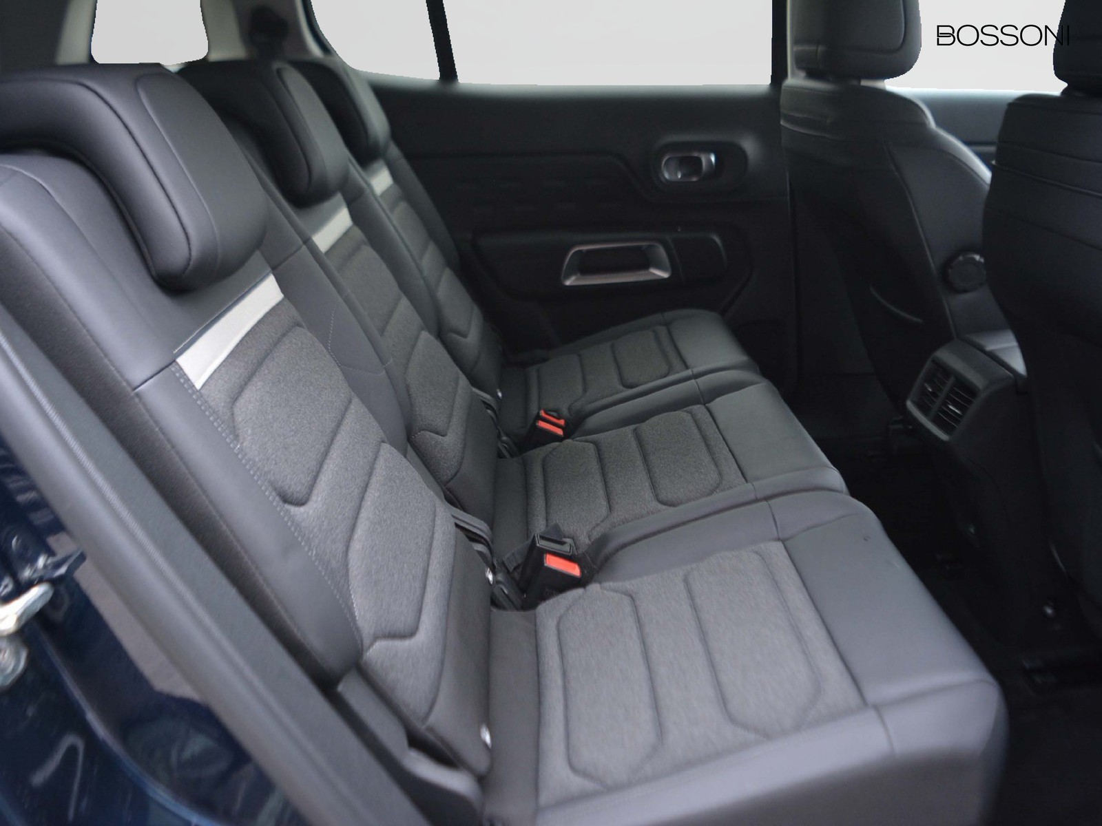 6 - Citroen C5 Aircross 1.2 puretech plus s&s