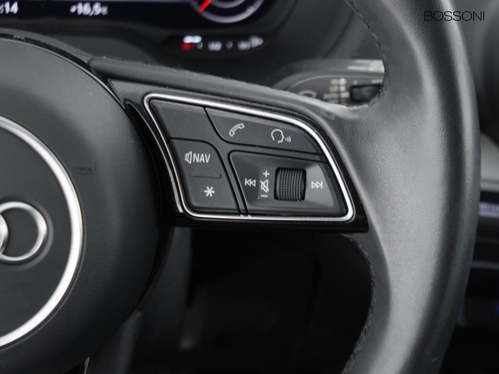 9 - Audi Q2 30 2.0 tdi admired advanced s tronic