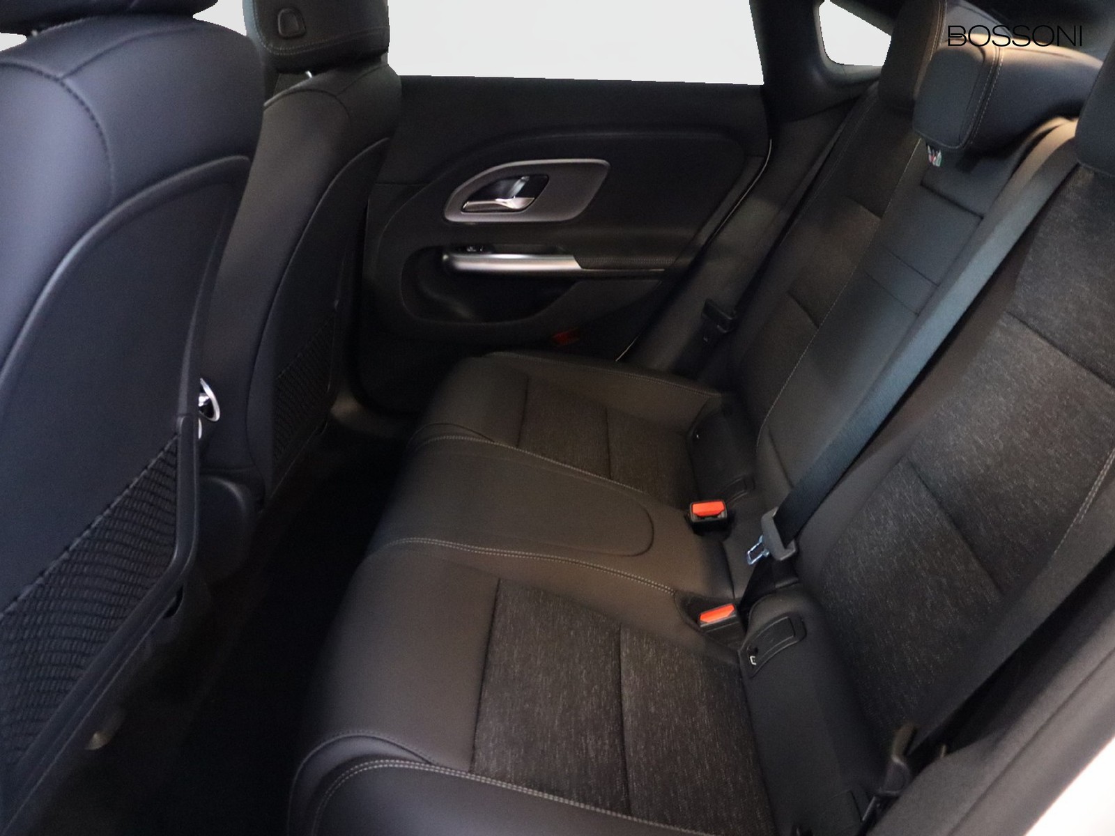 8 - Mercedes CLA eq 250+ advanced plus