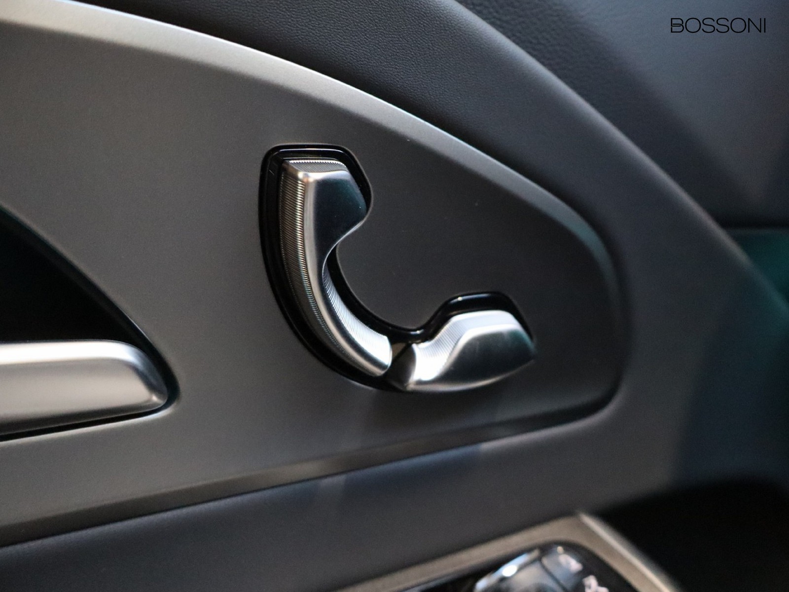 15 - Mercedes CLA eq 250+ advanced plus