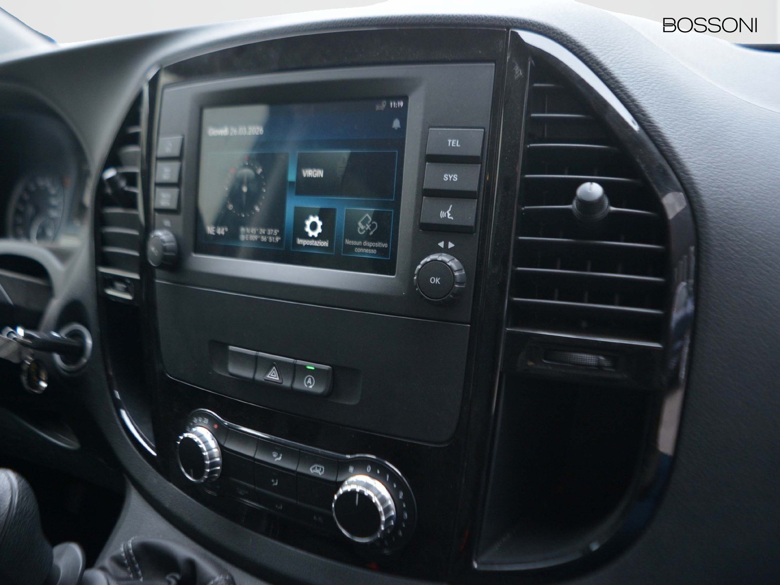 10 - Mercedes Vans Vito 114 cdi compact fwd mixto my20