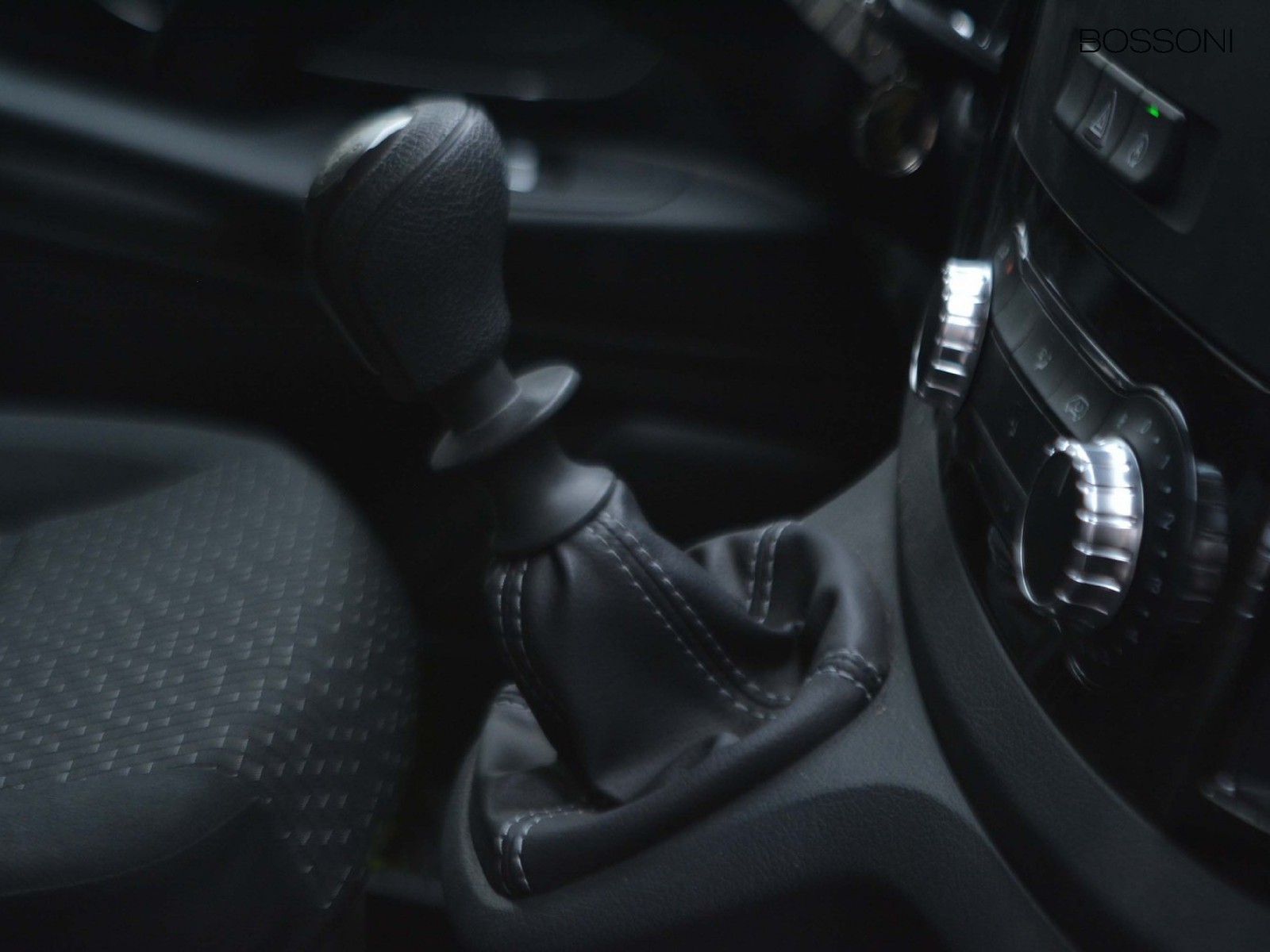 18 - Mercedes Vans Vito 114 cdi compact fwd mixto my20