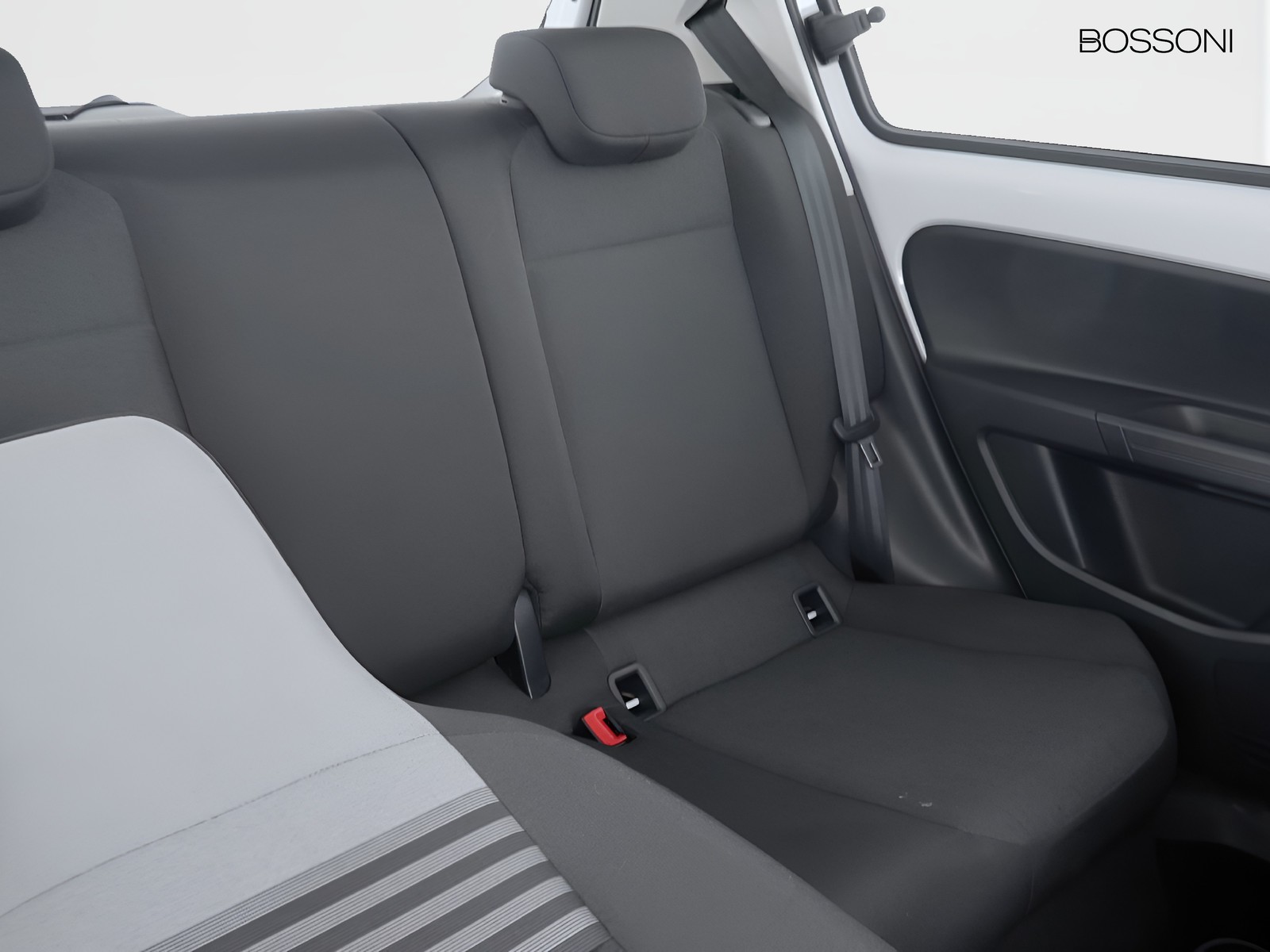 21 - Volkswagen e-up! 5 porte