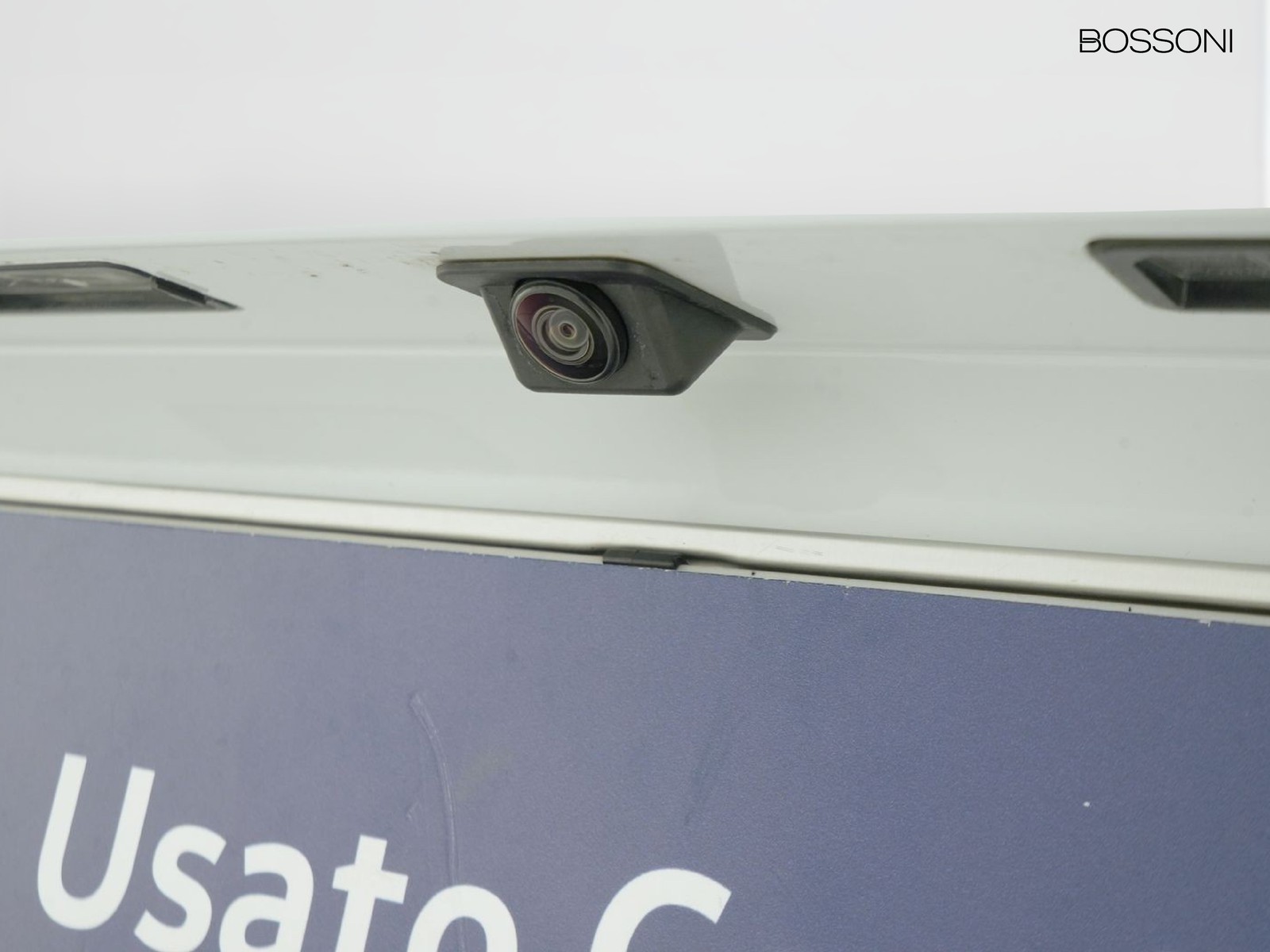 34 - Volkswagen e-up! 5 porte