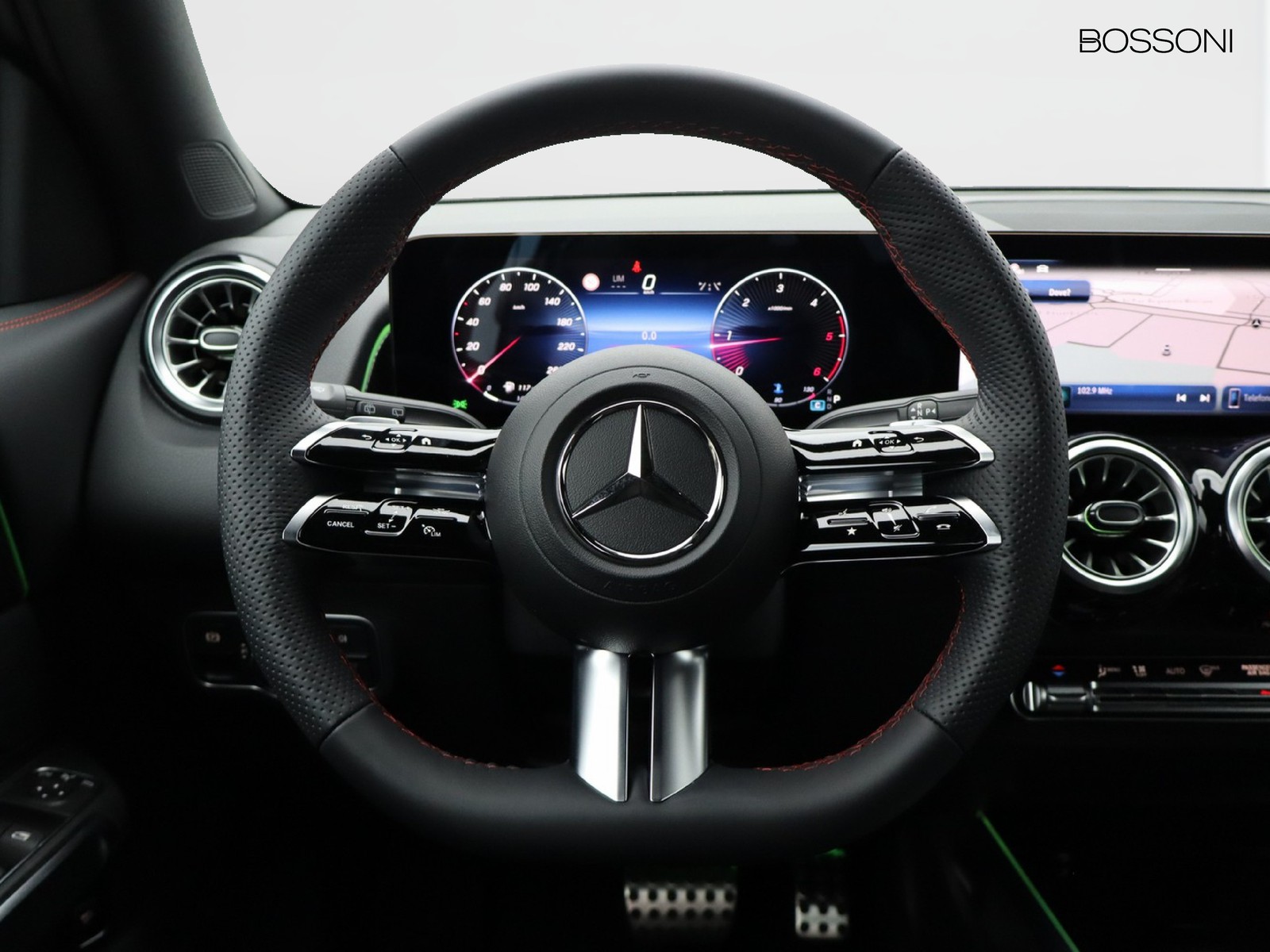 17 - Mercedes GLB 200 d amg line advanced plus 8g-dct