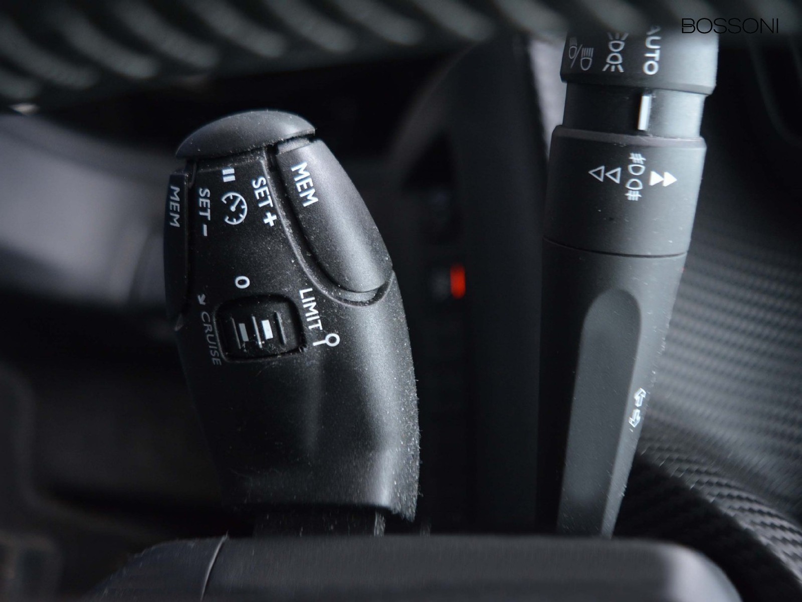 17 - Peugeot 2008 1.5 bluehdi 110cv allure pack s&s