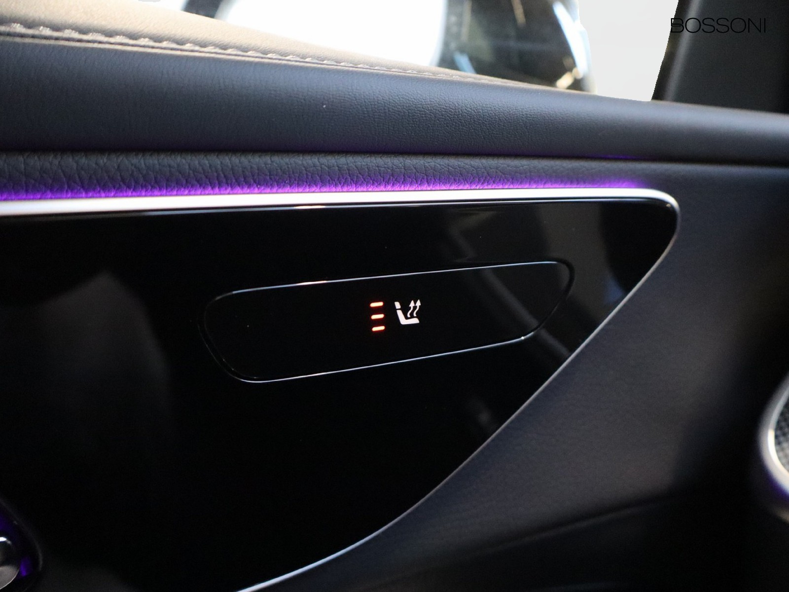 14 - Mercedes GLC suv 300 de plug in hybrid amg line advanced tech 4matic 9g-tronic