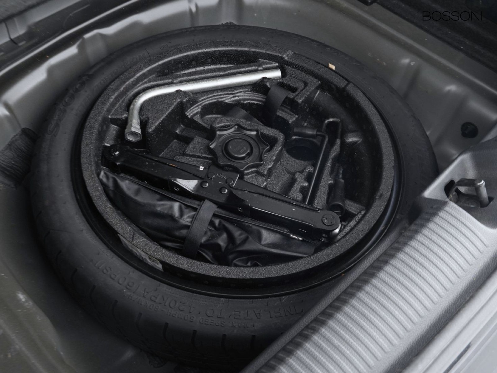 29 - Audi Q2 30 1.6 tdi admired s tronic my20