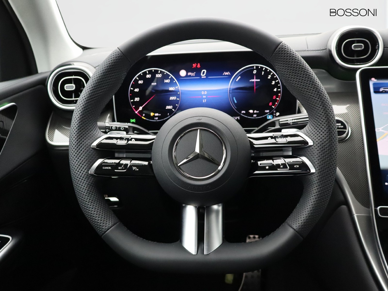 16 - Mercedes GLC suv 300 de plug in hybrid amg line advanced tech 4matic 9g-tronic