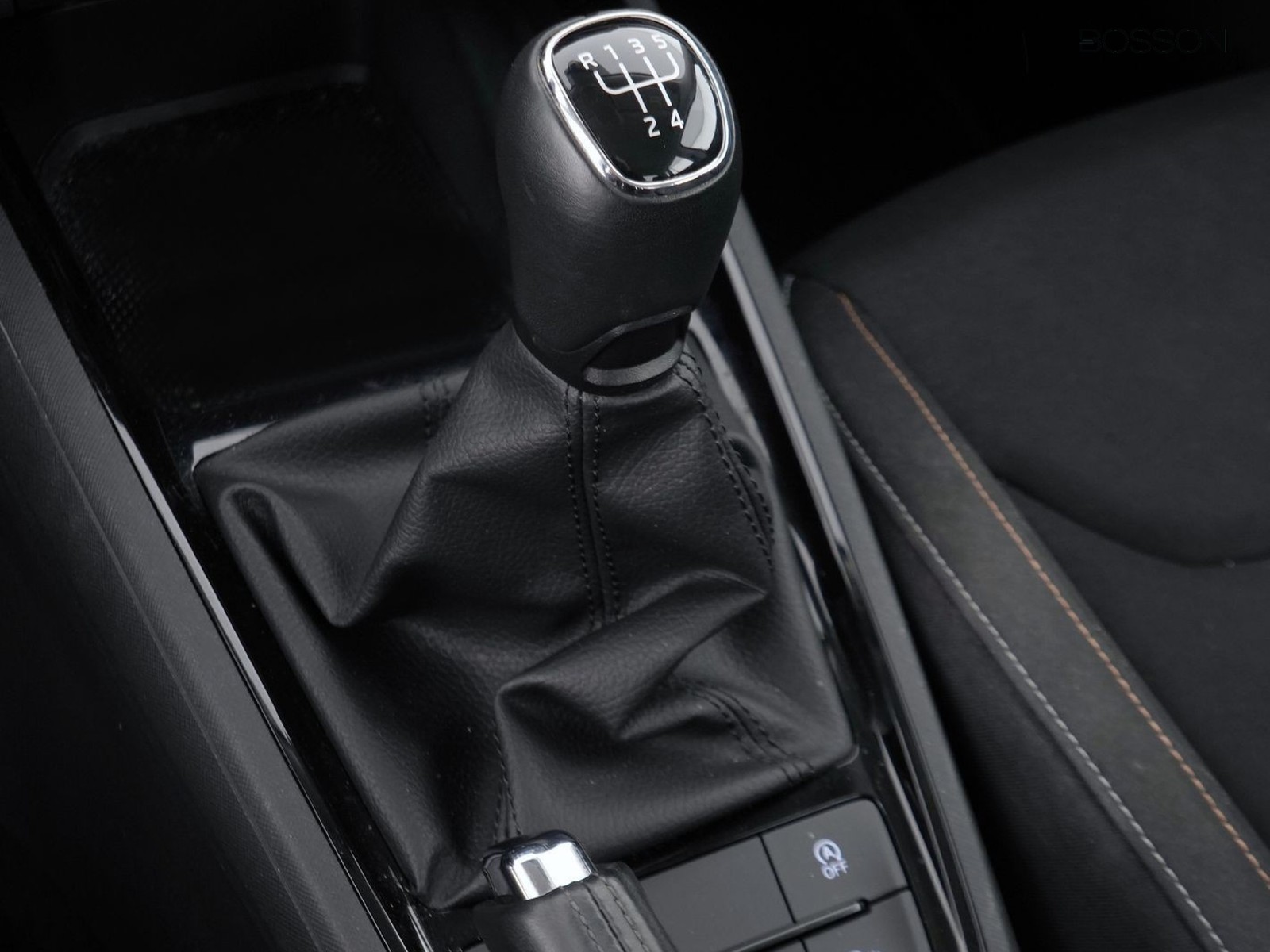 22 - Skoda Kamiq 1.0 tsi 95cv ambition