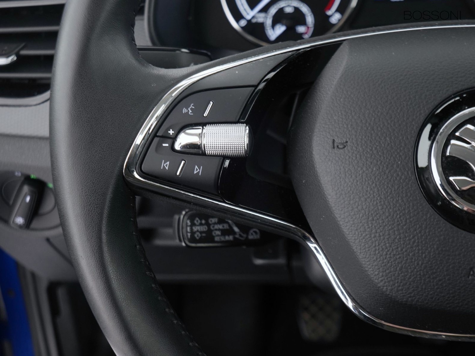 24 - Skoda Kamiq 1.0 tsi 95cv ambition