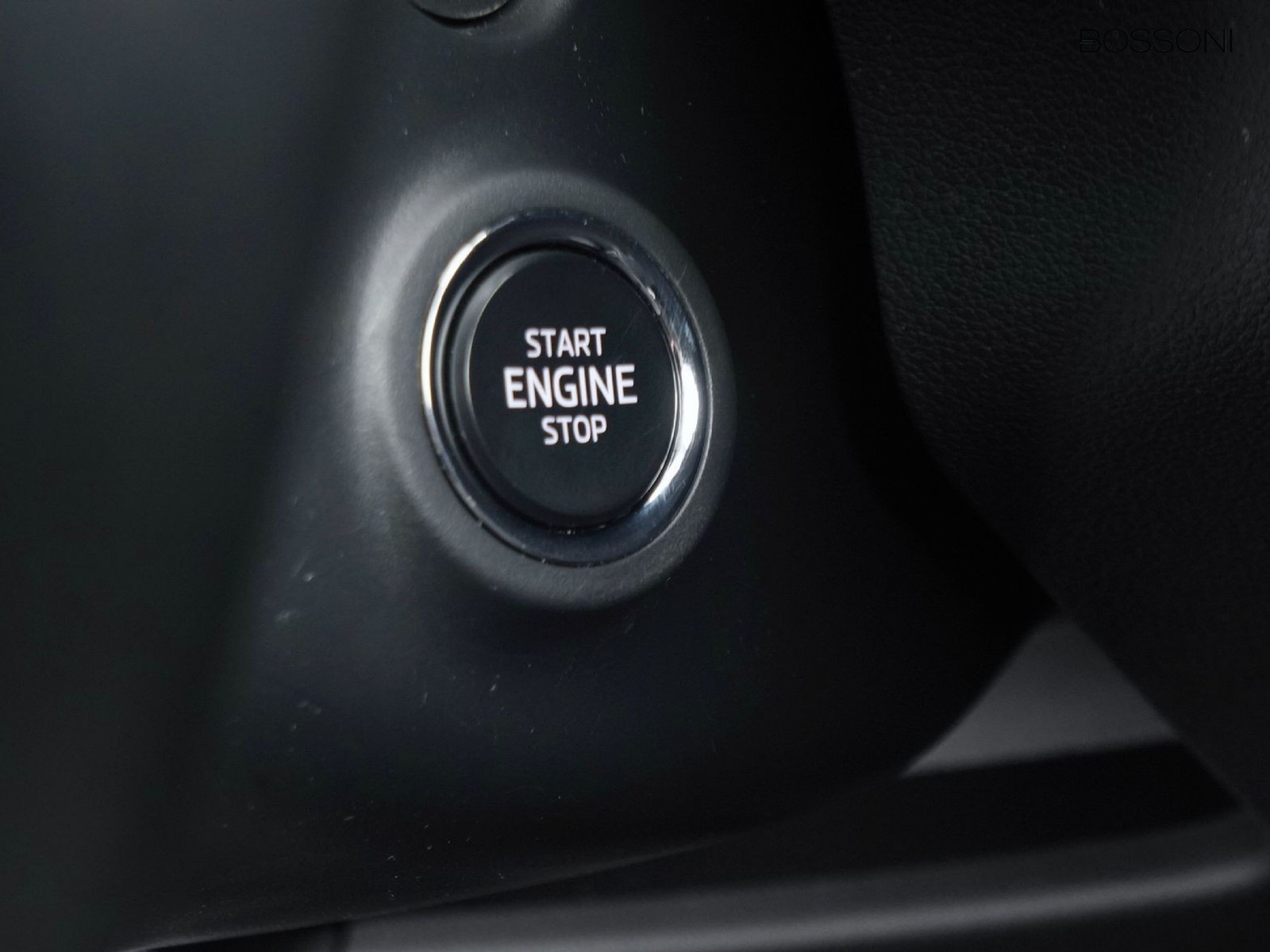 27 - Skoda Kamiq 1.0 tsi 95cv ambition