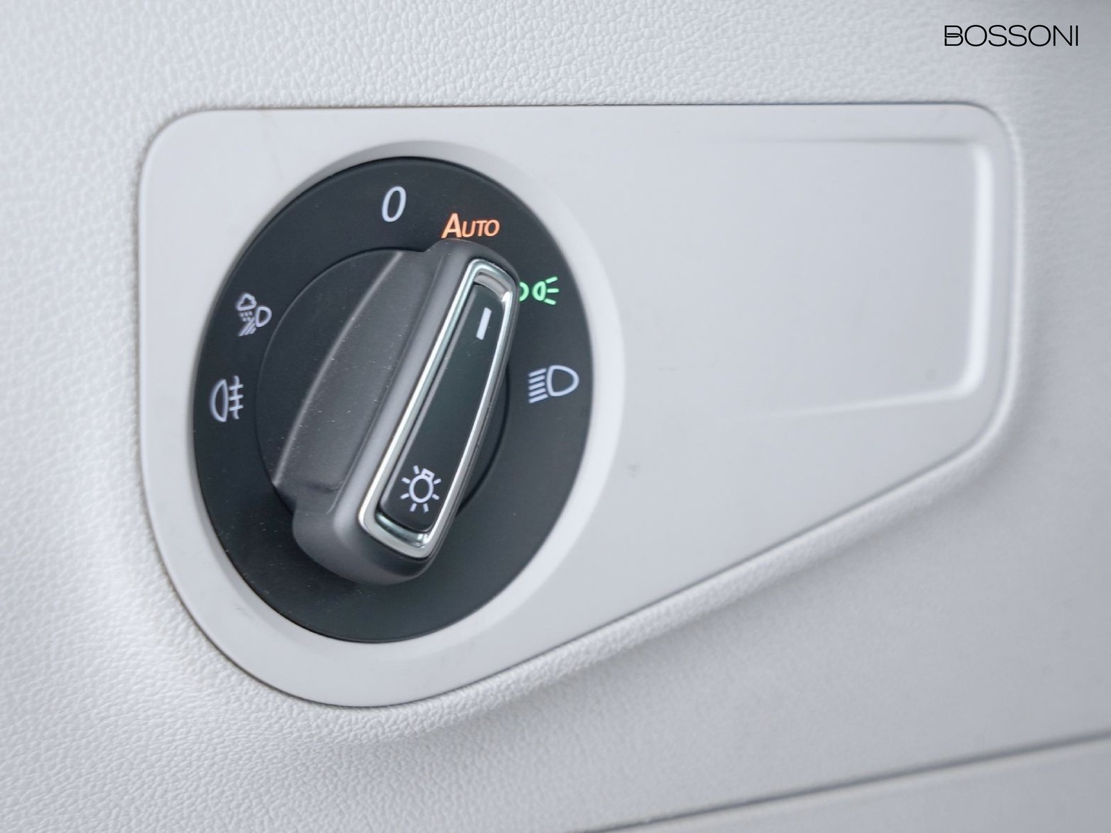 15 - Volkswagen Tiguan 1.5 tsi act 150cv elegance dsg