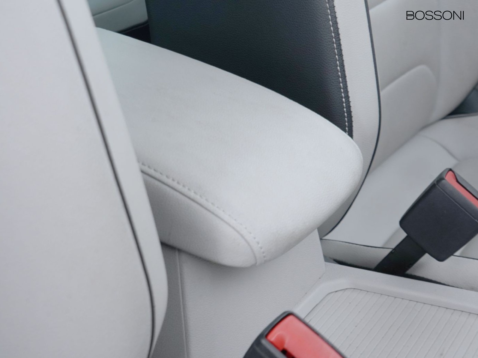 17 - Volkswagen Tiguan 1.5 tsi act 150cv elegance dsg