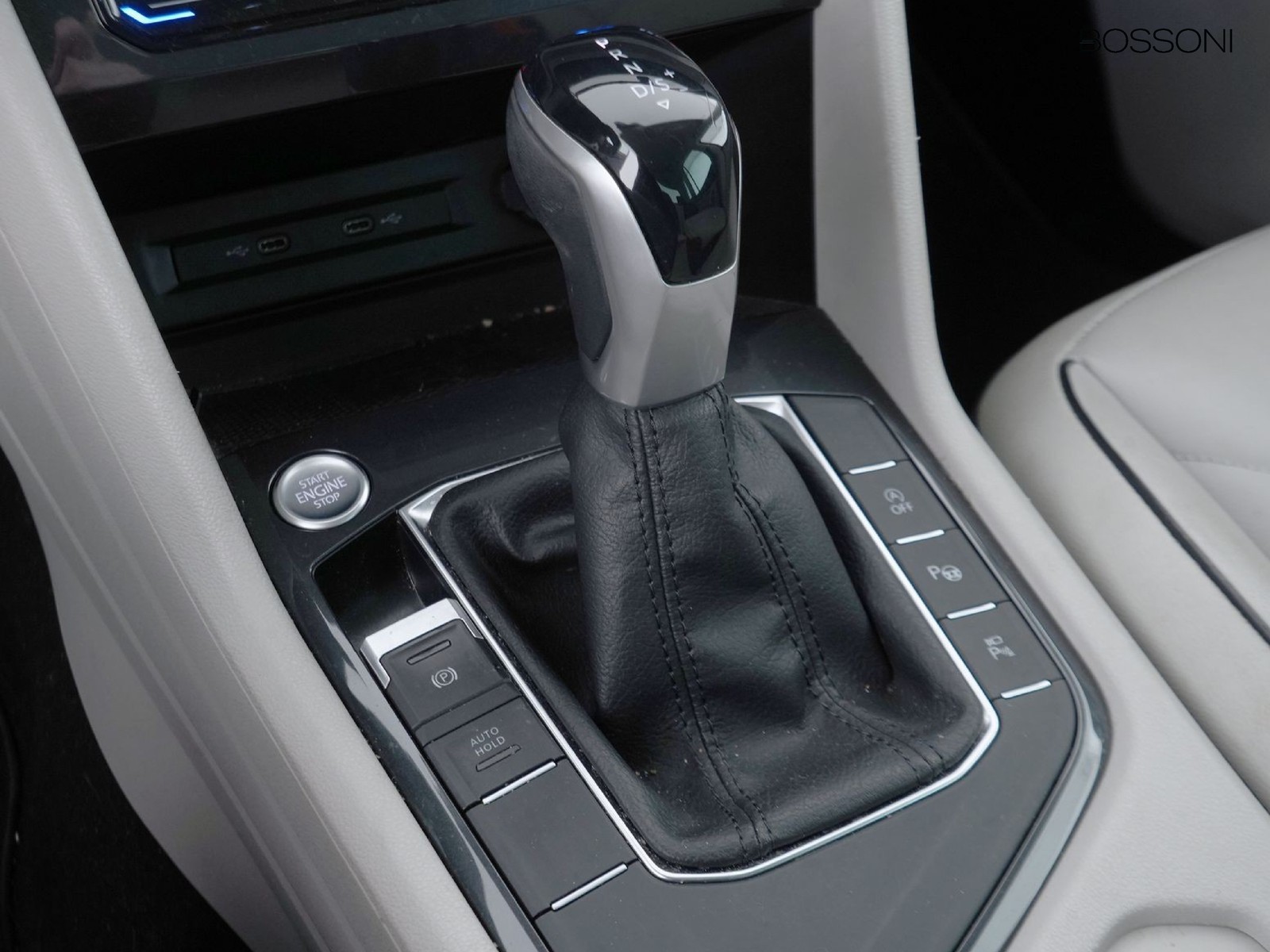 24 - Volkswagen Tiguan 1.5 tsi act 150cv elegance dsg