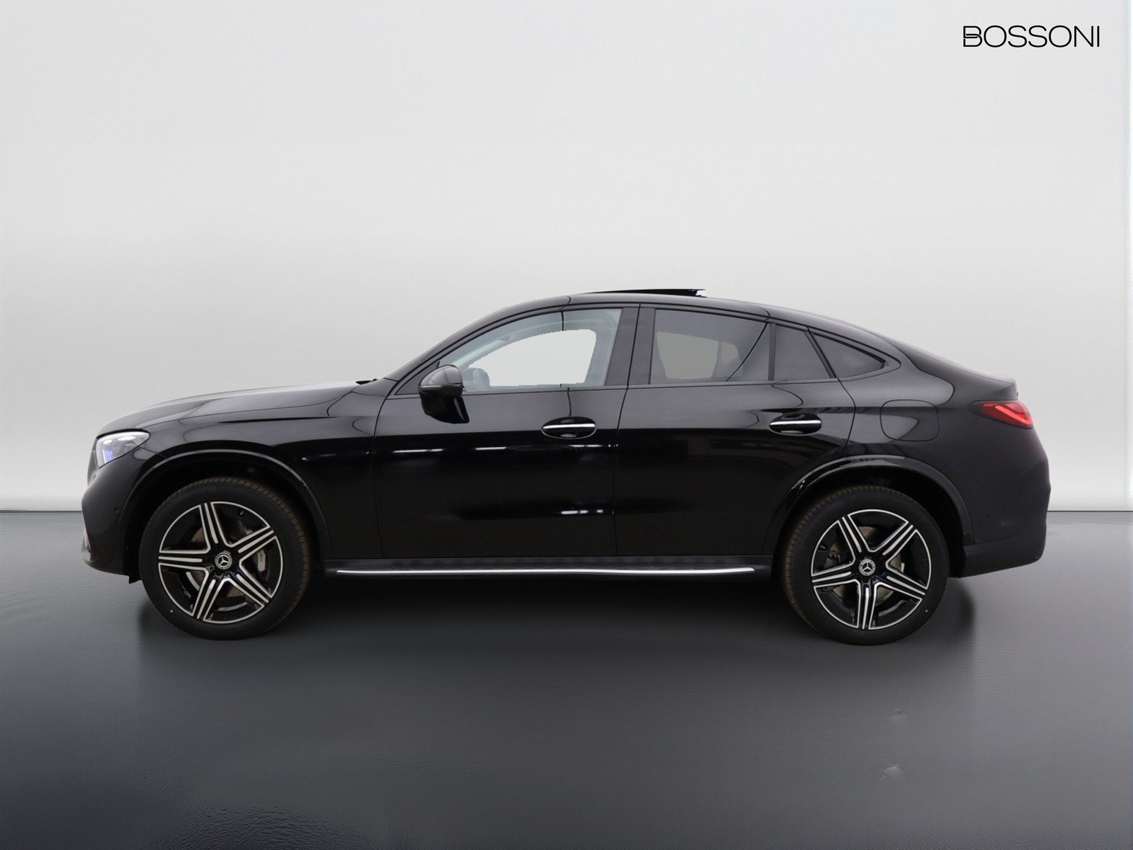3 - Mercedes GLC coupe 300 de plug in hybrid amg line premium tech 4matic 9g-tronic