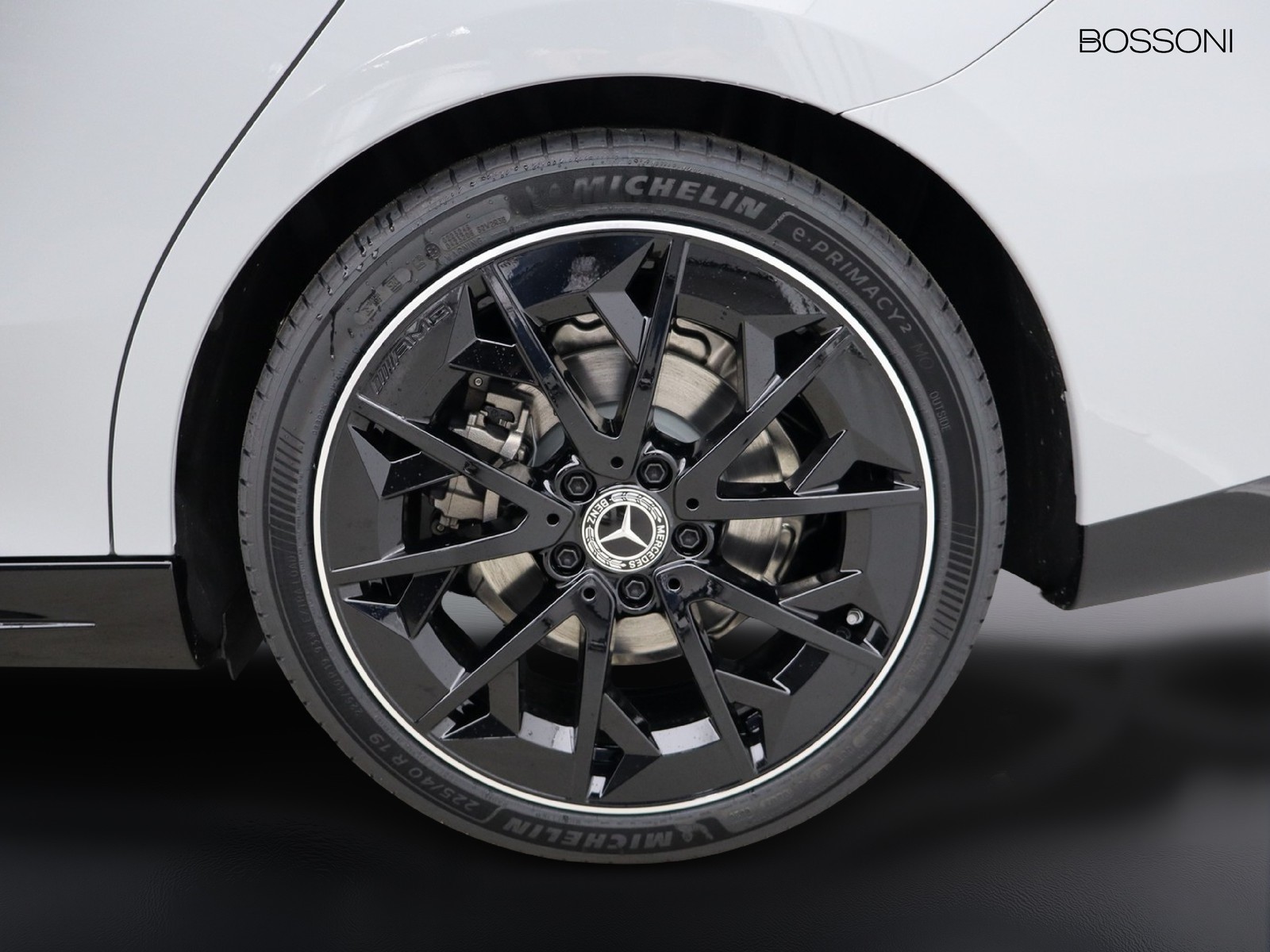 4 - Mercedes CLA 200 advanced plus 4matic auto