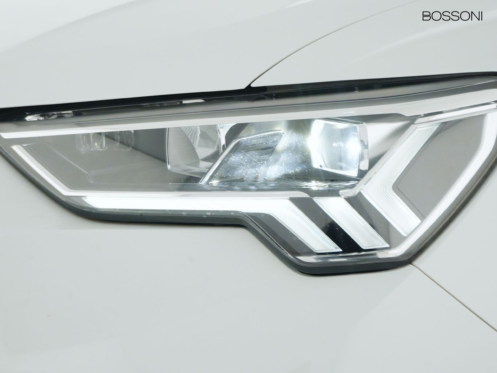 6 - Audi Q3 sportback 35 1.5 tfsi mhev 150cv s line edition s tronic