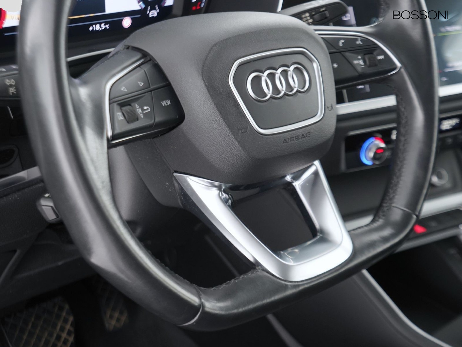 24 - Audi Q3 sportback 35 1.5 tfsi mhev 150cv s line edition s tronic