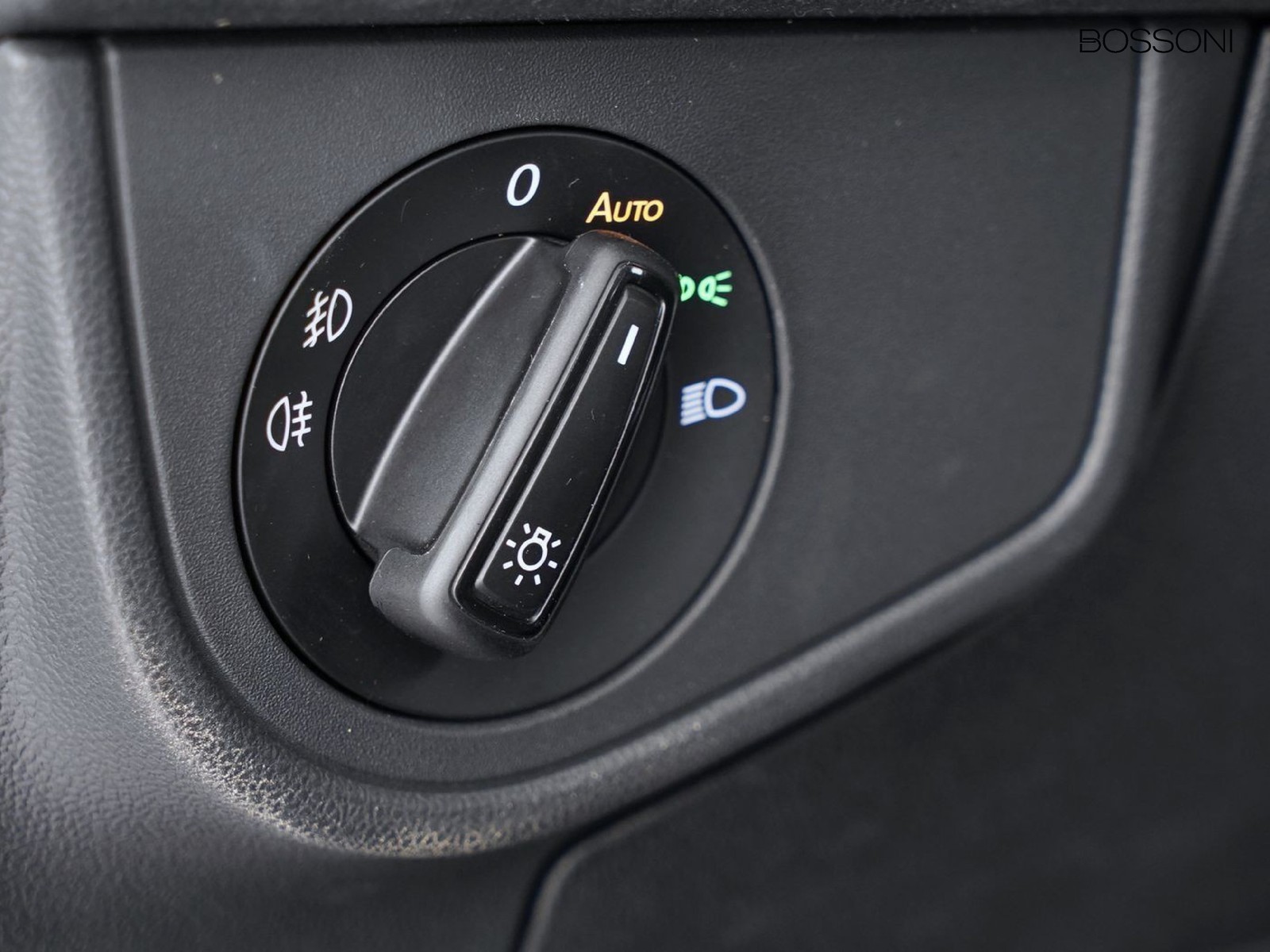 16 - Volkswagen Polo 1.0 tsi 95cv style