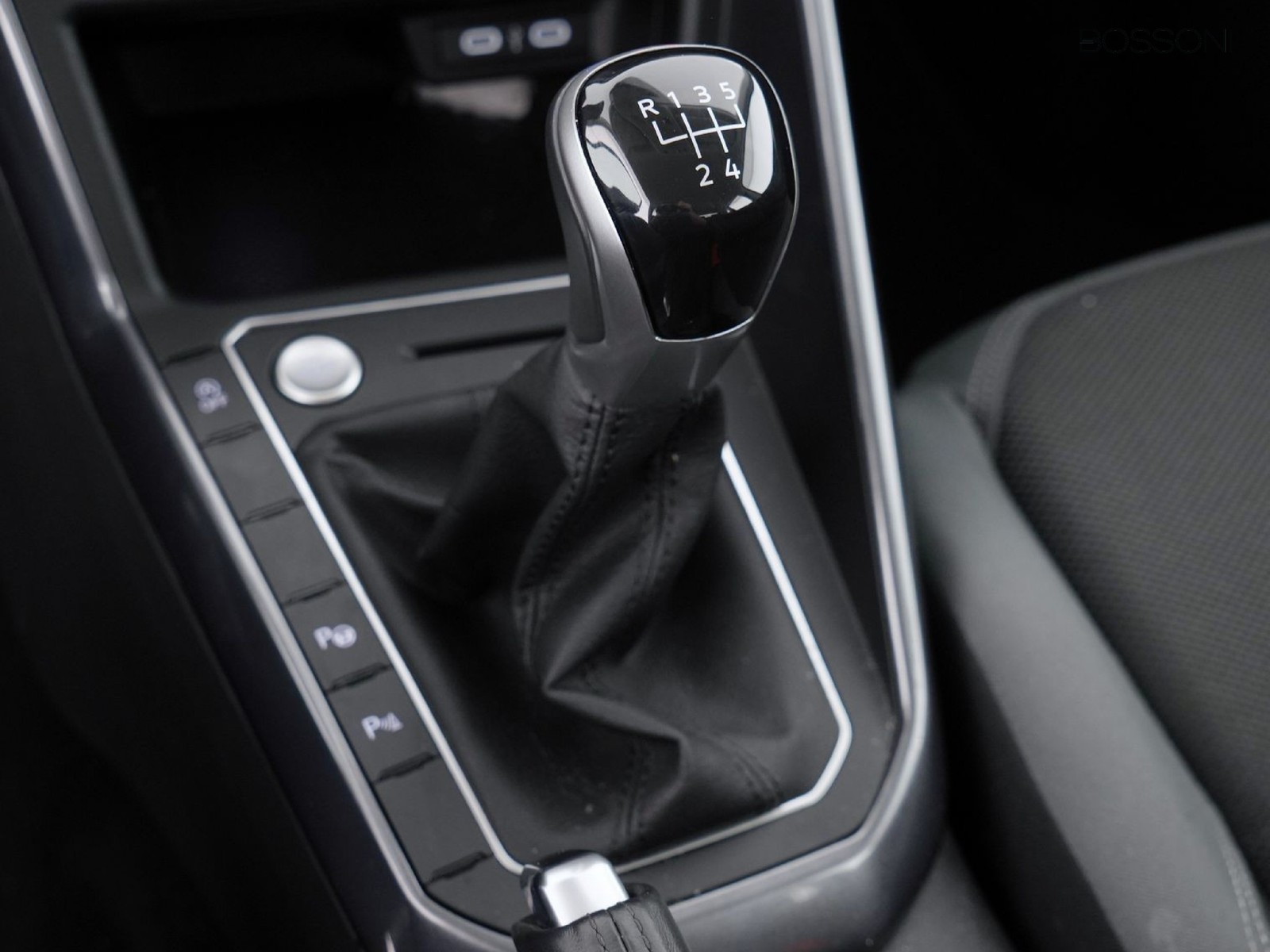 22 - Volkswagen Polo 1.0 tsi 95cv style