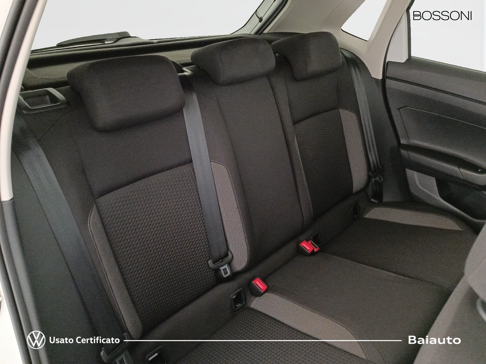 20 - Volkswagen Polo 1.0 tsi 95cv life