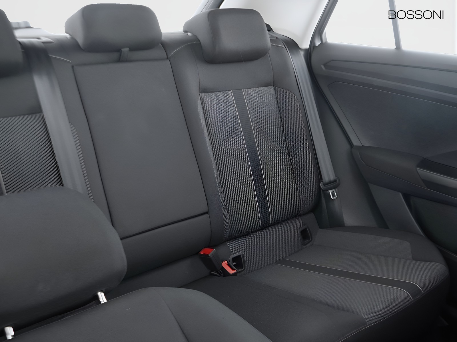 21 - Volkswagen T-Roc 2.0 tdi scr 150cv life dsg