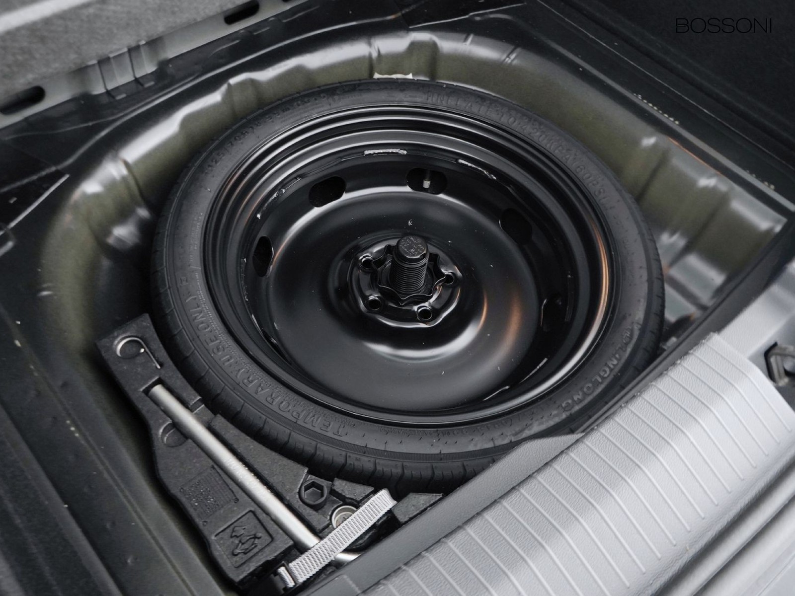 32 - Volkswagen T-Roc 2.0 tdi scr 150cv life dsg