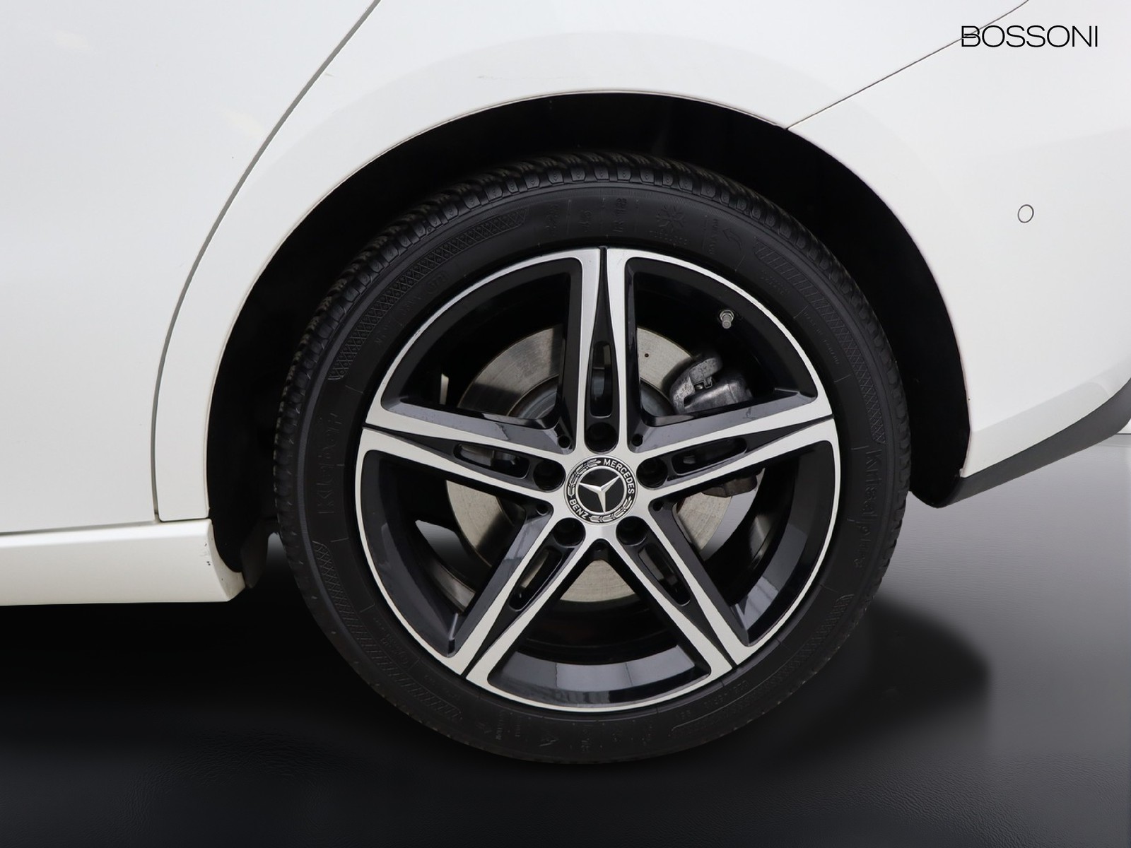 4 - Mercedes Classe B 250 e plug in hybrid (e eq-power) sport plus 8g-dct