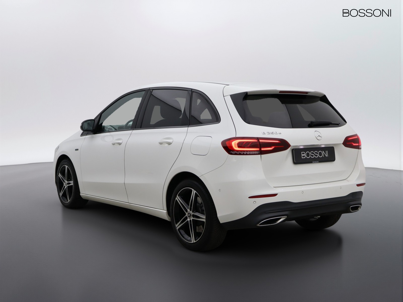 5 - Mercedes Classe B 250 e plug in hybrid (e eq-power) sport plus 8g-dct