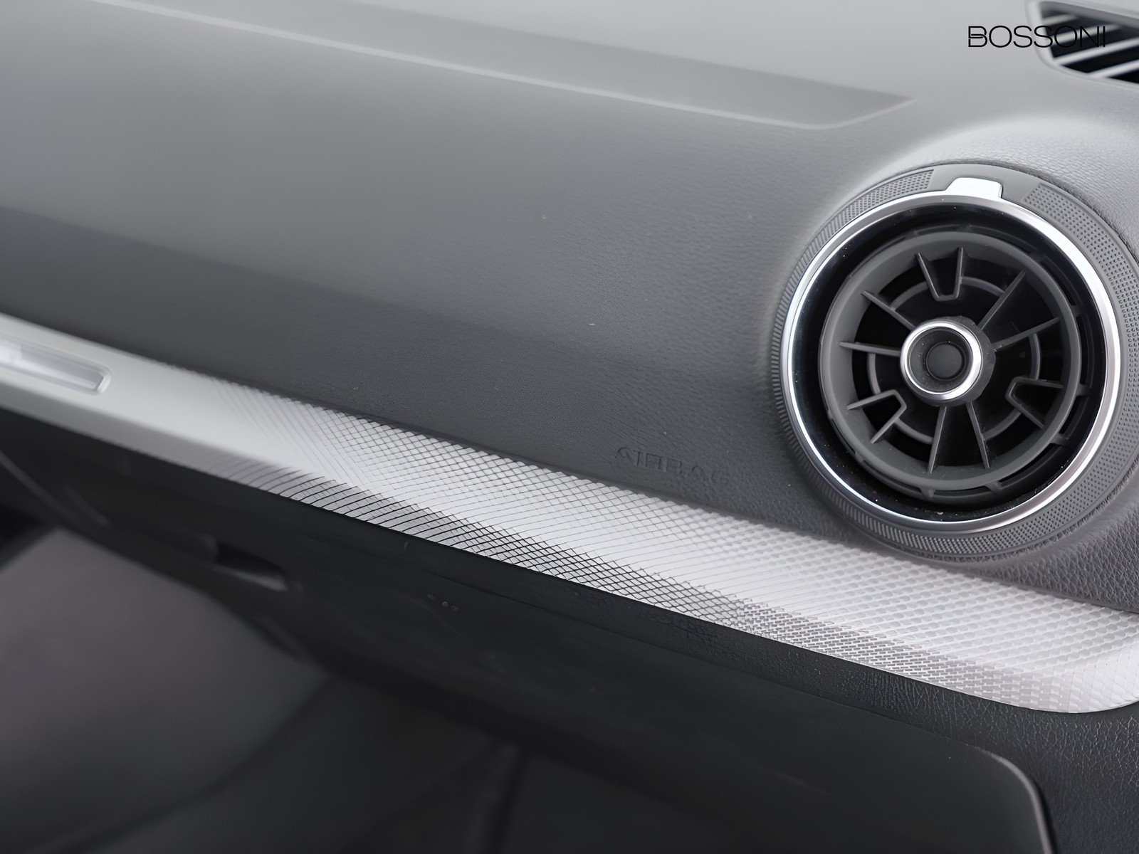 18 - Audi Q2 30 2.0 tdi s line edition s tronic