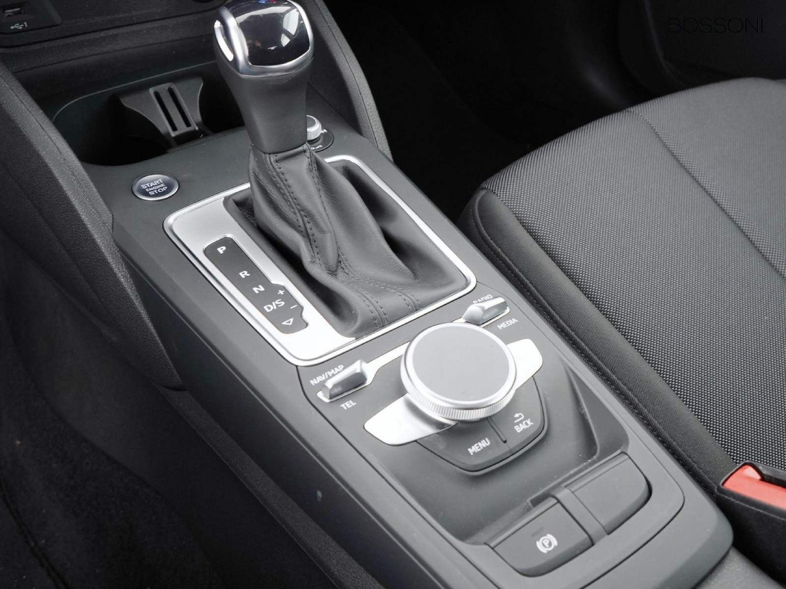 22 - Audi Q2 30 2.0 tdi s line edition s tronic