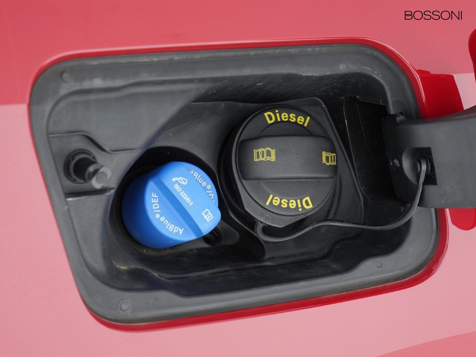 30 - Audi Q2 30 2.0 tdi s line edition s tronic