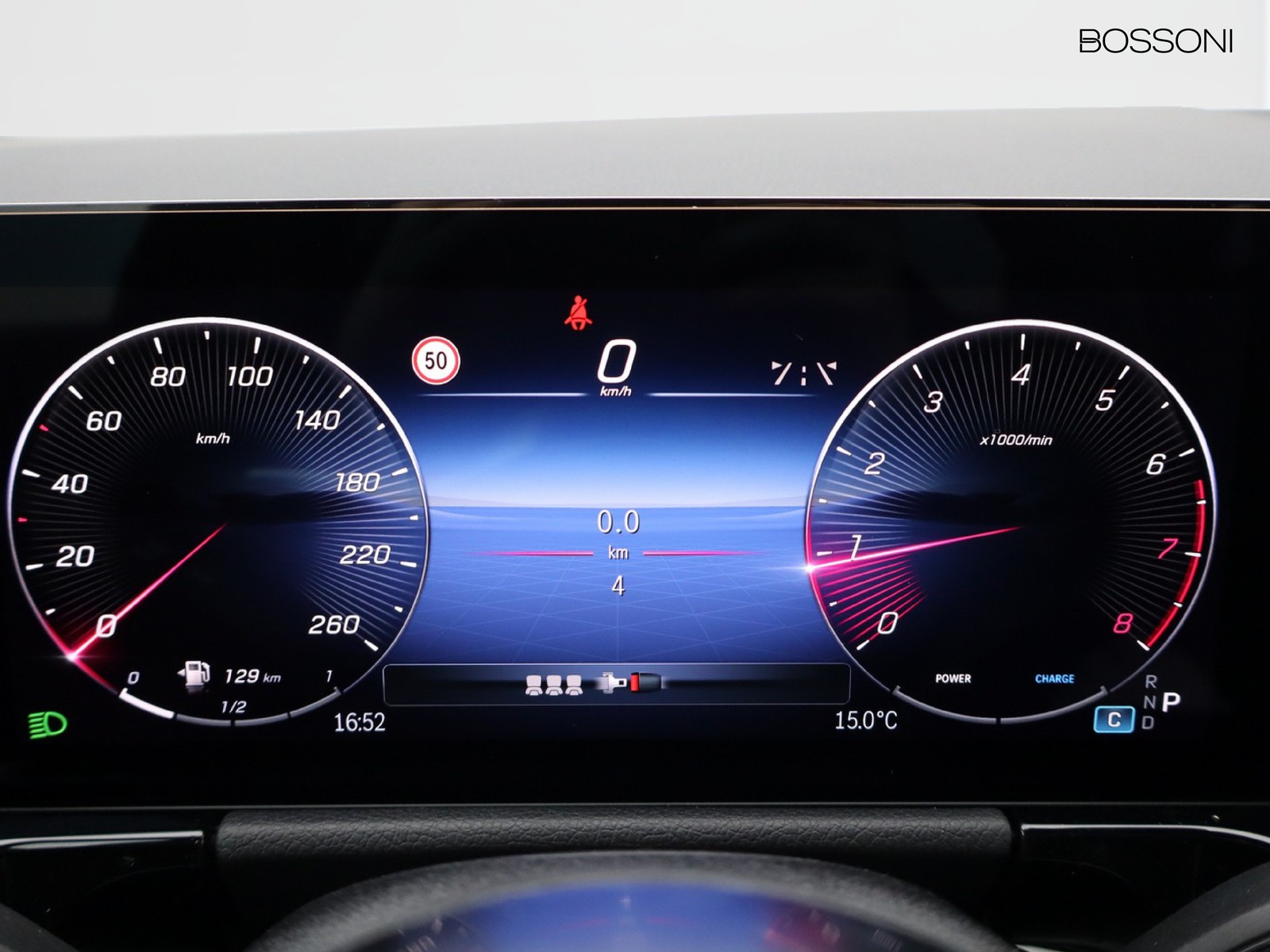 9 - Mercedes GLA 180 progressive advanced 7g-dct