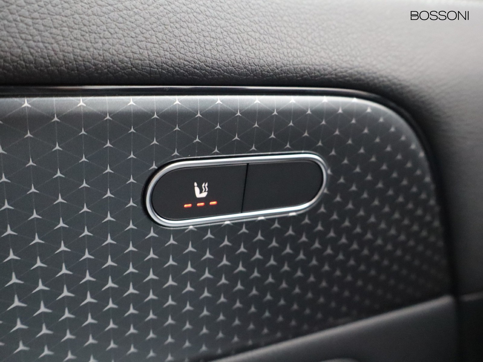 15 - Mercedes GLA 180 progressive advanced 7g-dct