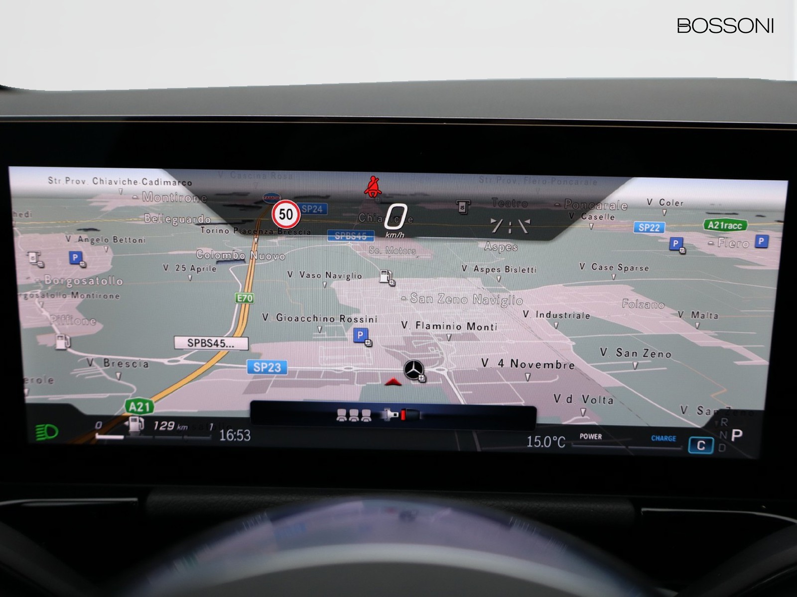 16 - Mercedes GLA 180 progressive advanced 7g-dct