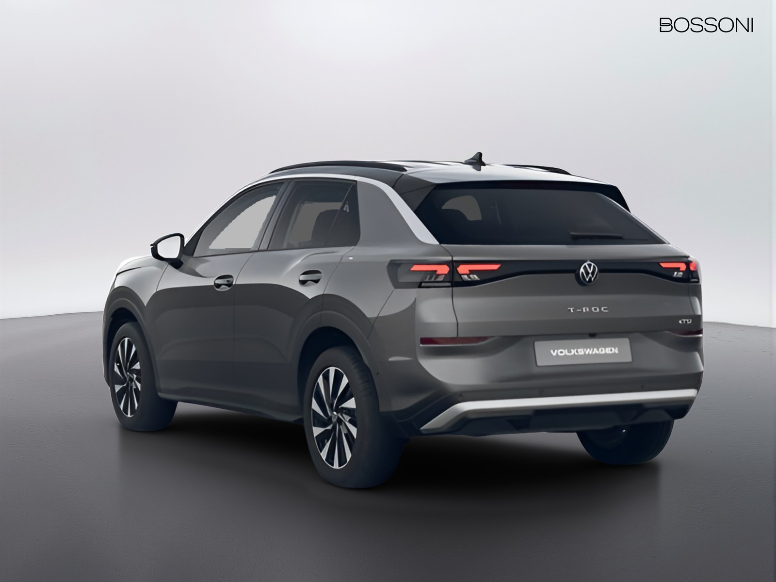 5 - Volkswagen T-Roc 1.5 etsi act 150cv life dsg