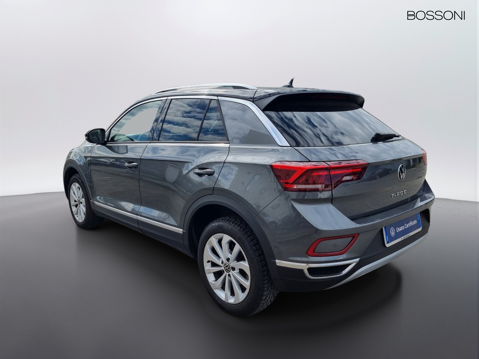 4 - Volkswagen T-Roc 1.5 tsi act style dsg
