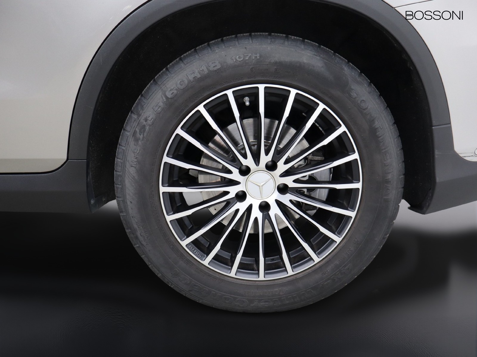 4 - Mercedes GLC suv 300 d premium plus 4matic 9g-tronic plus